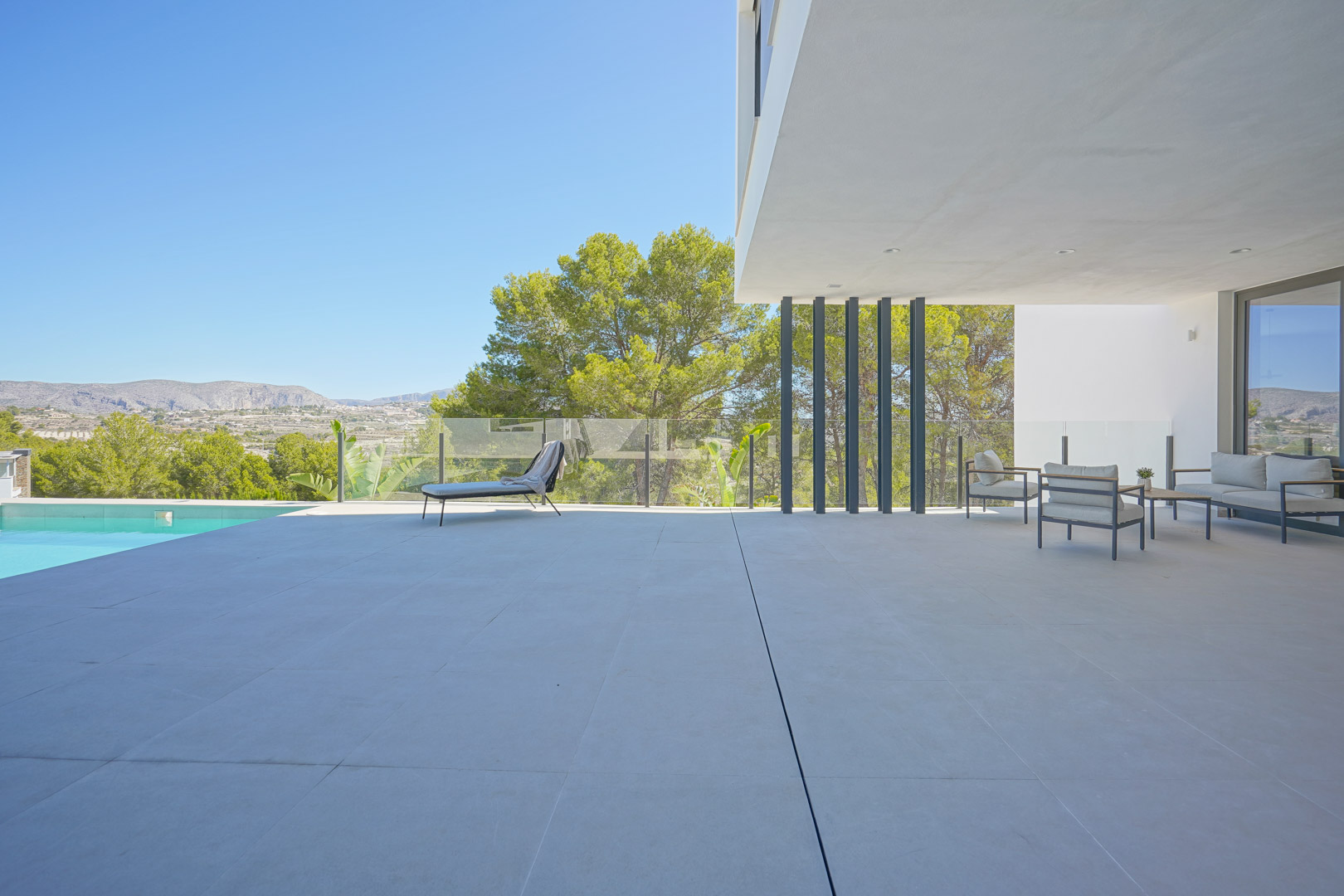 4305MOR Grote moderne villa te koop in Moraira