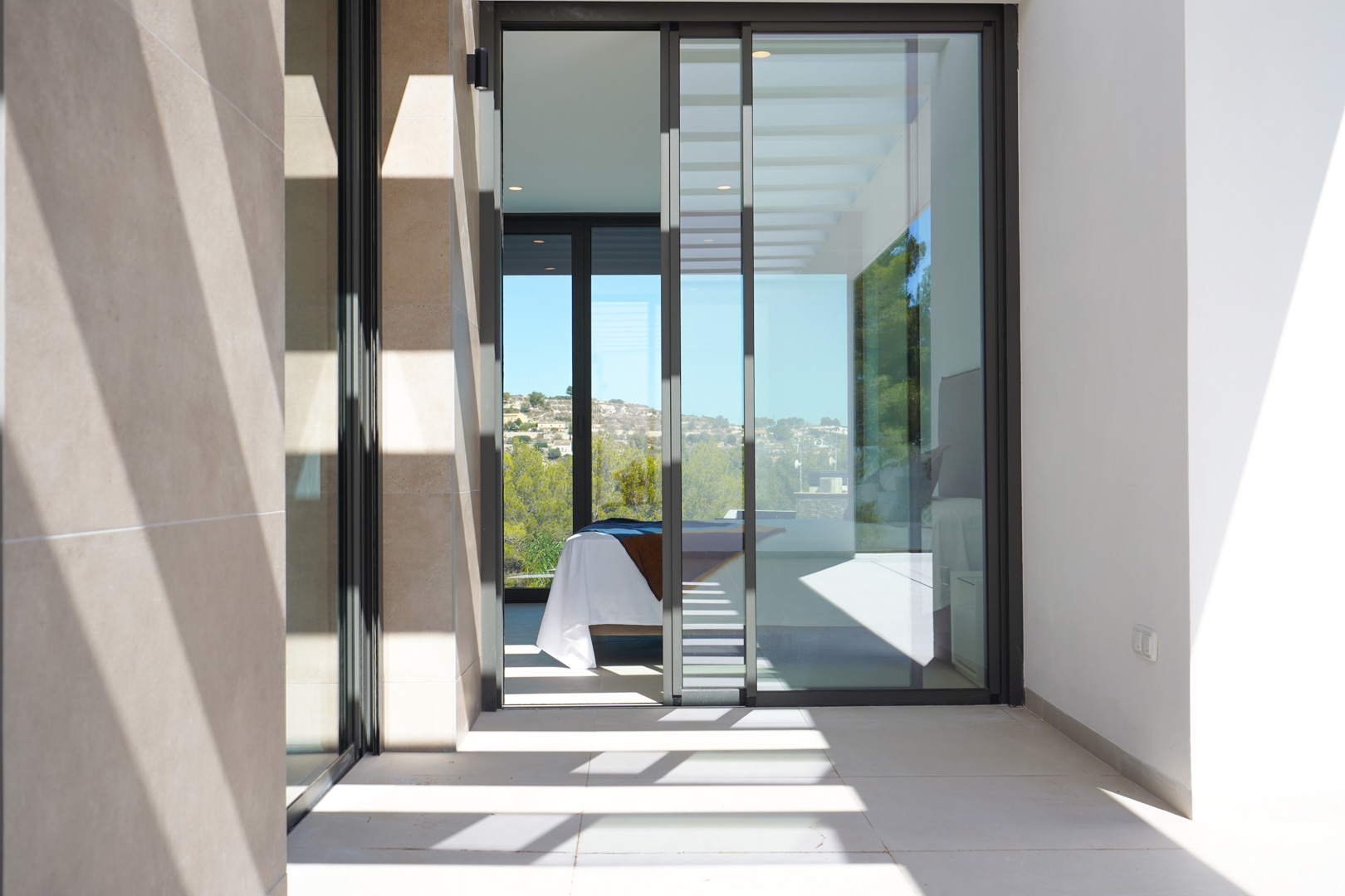 4305MOR Grote moderne villa te koop in Moraira