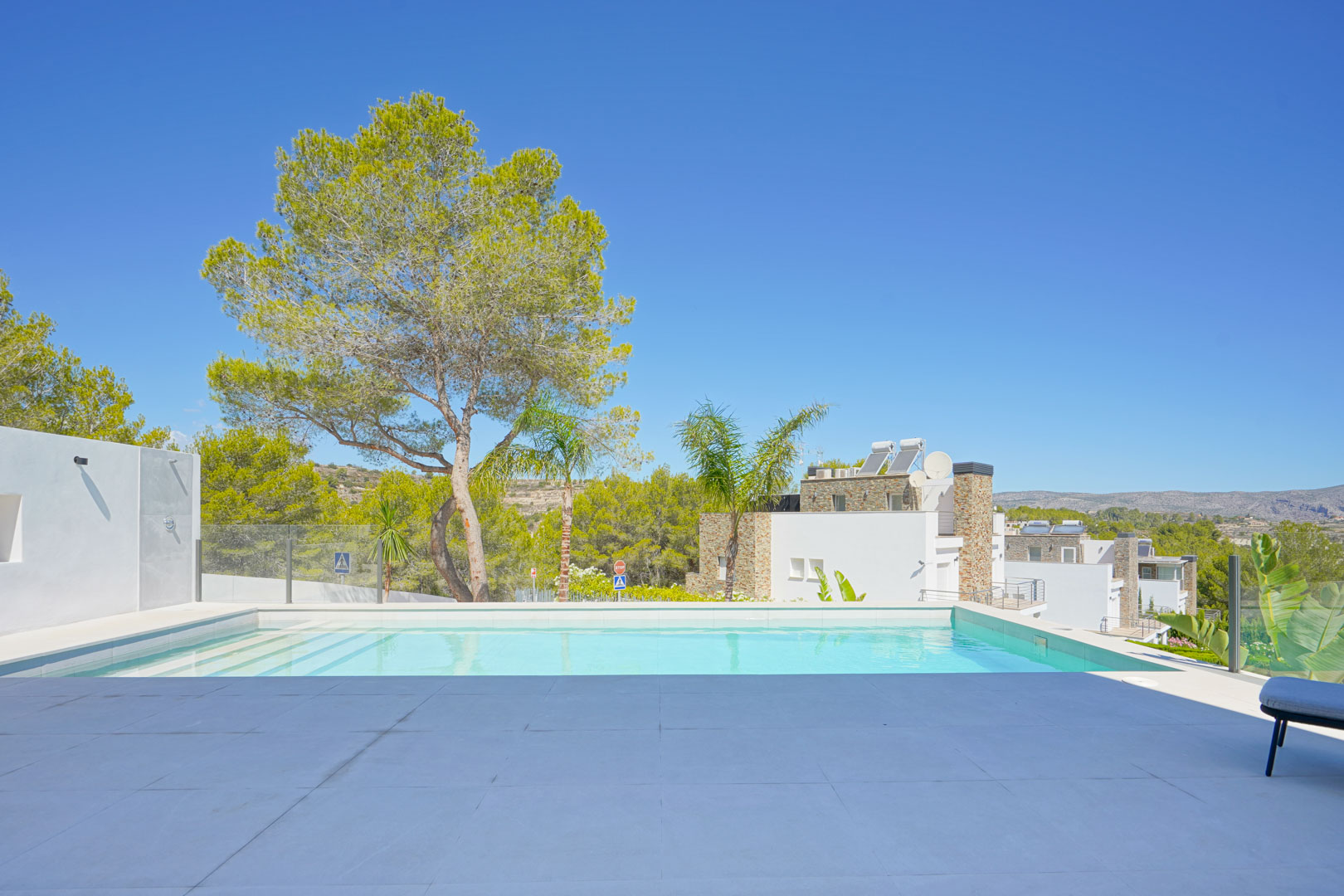 4305MOR Grote moderne villa te koop in Moraira