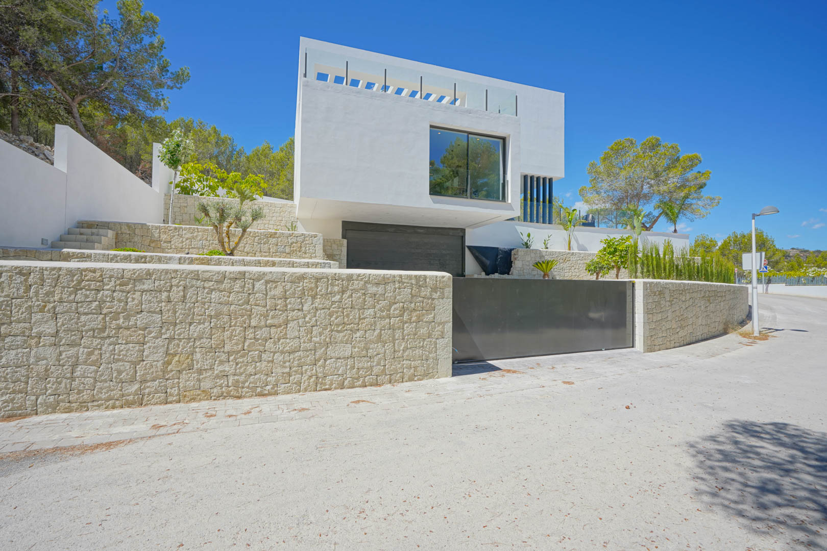 4305MOR Grote moderne villa te koop in Moraira