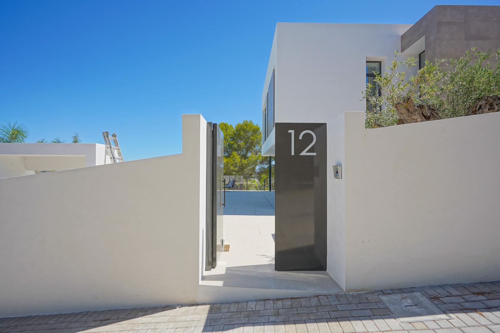 4305MOR Grote moderne villa te koop in Moraira