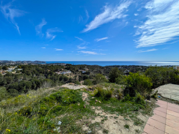 4324BEN Grondstuk met panoramisch zeezich te koop in Benissa