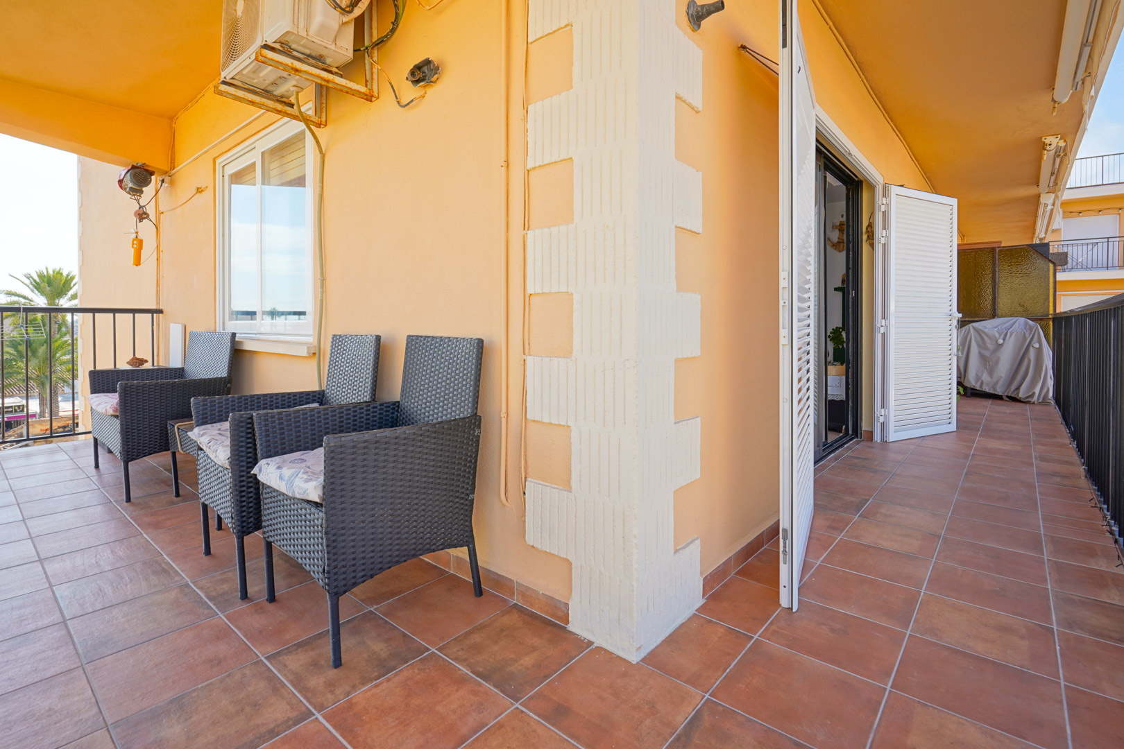 4426DEN_14 4426DEN Appartement met directe toegang tot het strand in Denia
