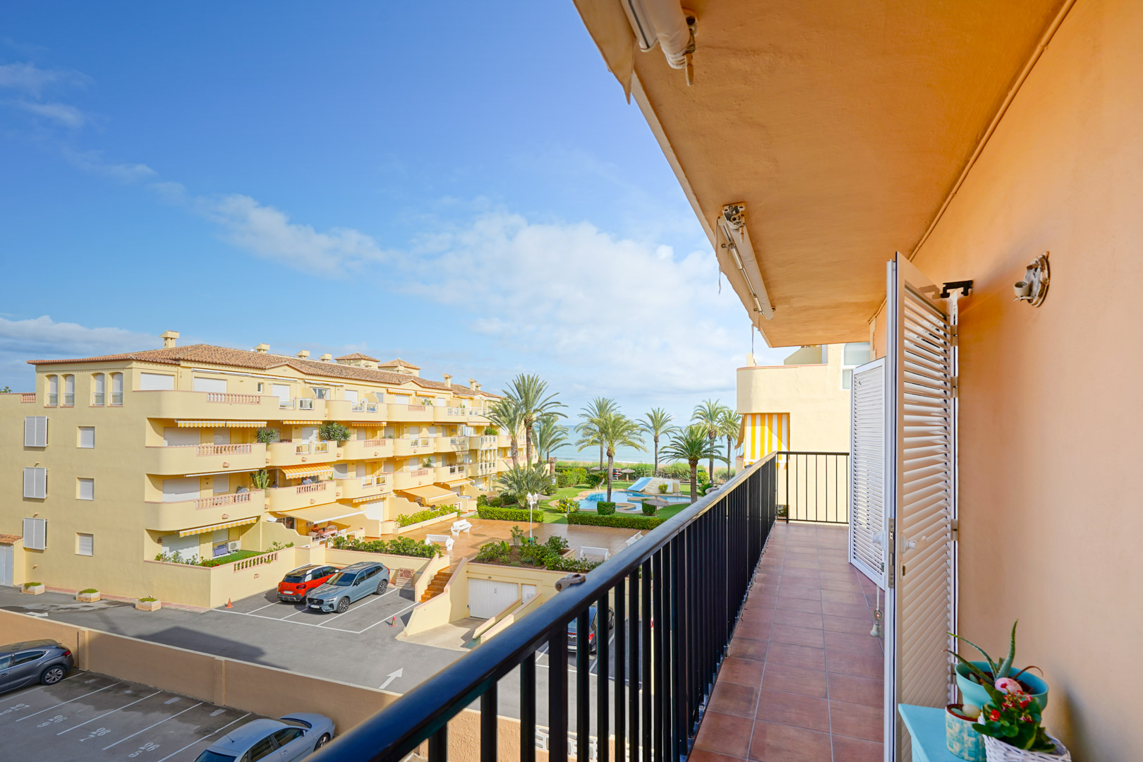 4426DEN_47 4426DEN Appartement met directe toegang tot het strand in Denia