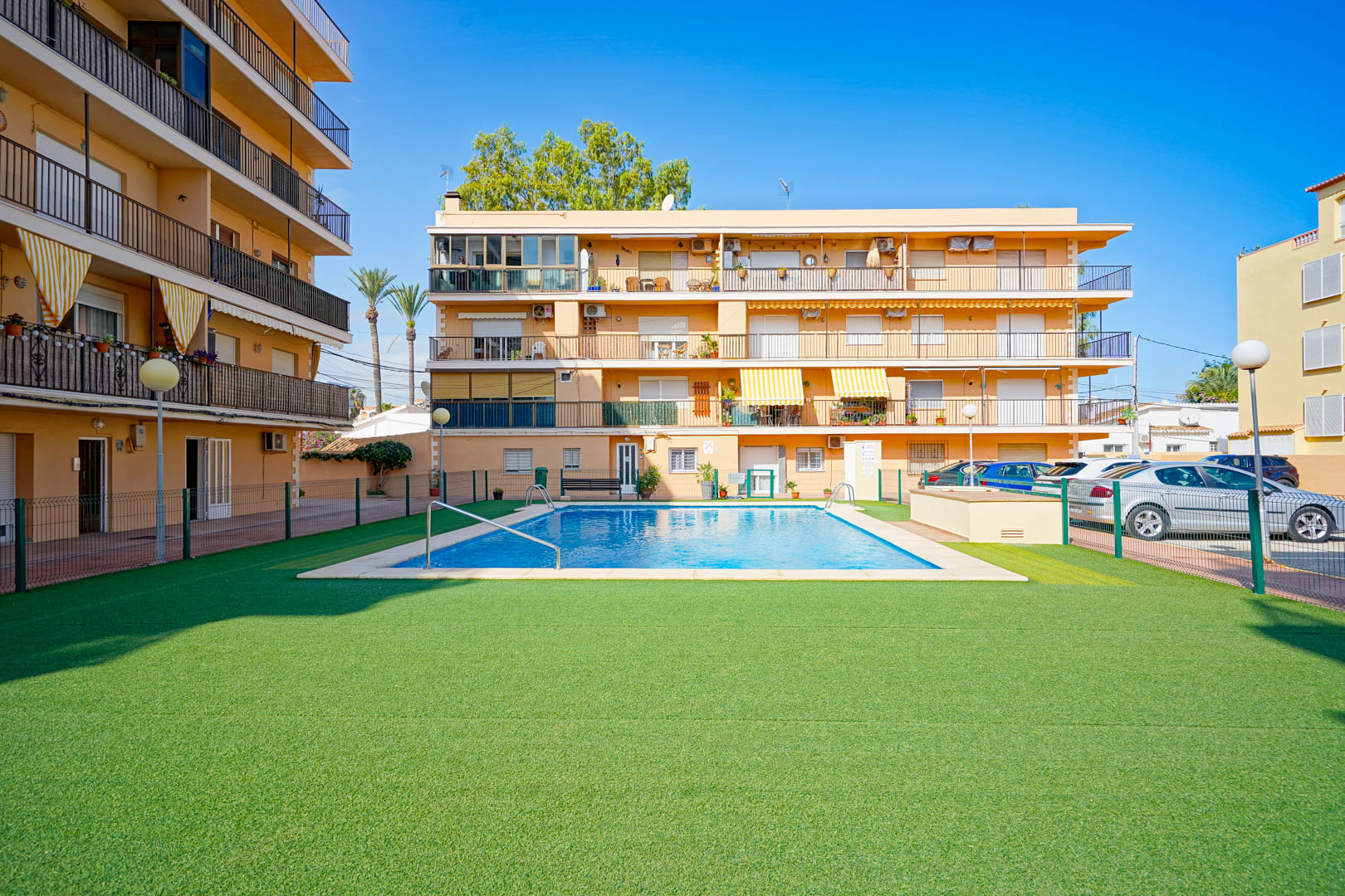 4426DEN_49 4426DEN Appartement met directe toegang tot het strand in Denia