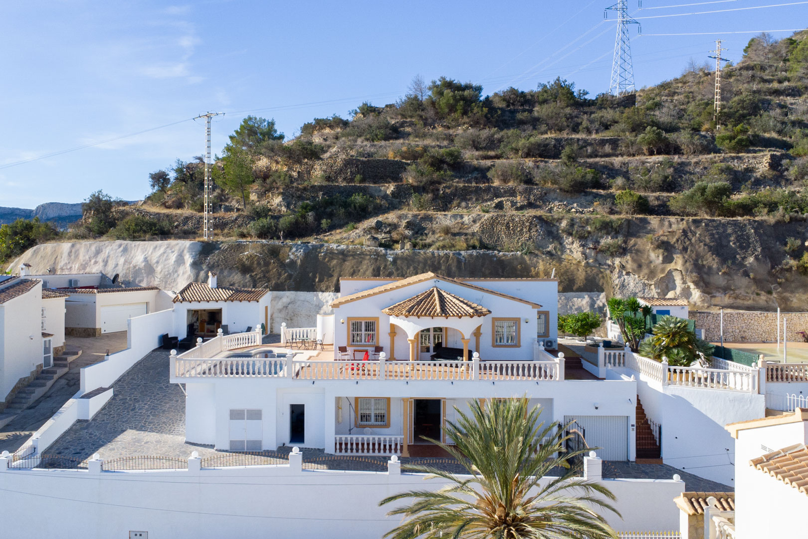 C4XY4596CAL Villa met gastenverblijf en panoramisch zeezicht te koop in Oltamar,  Calpe