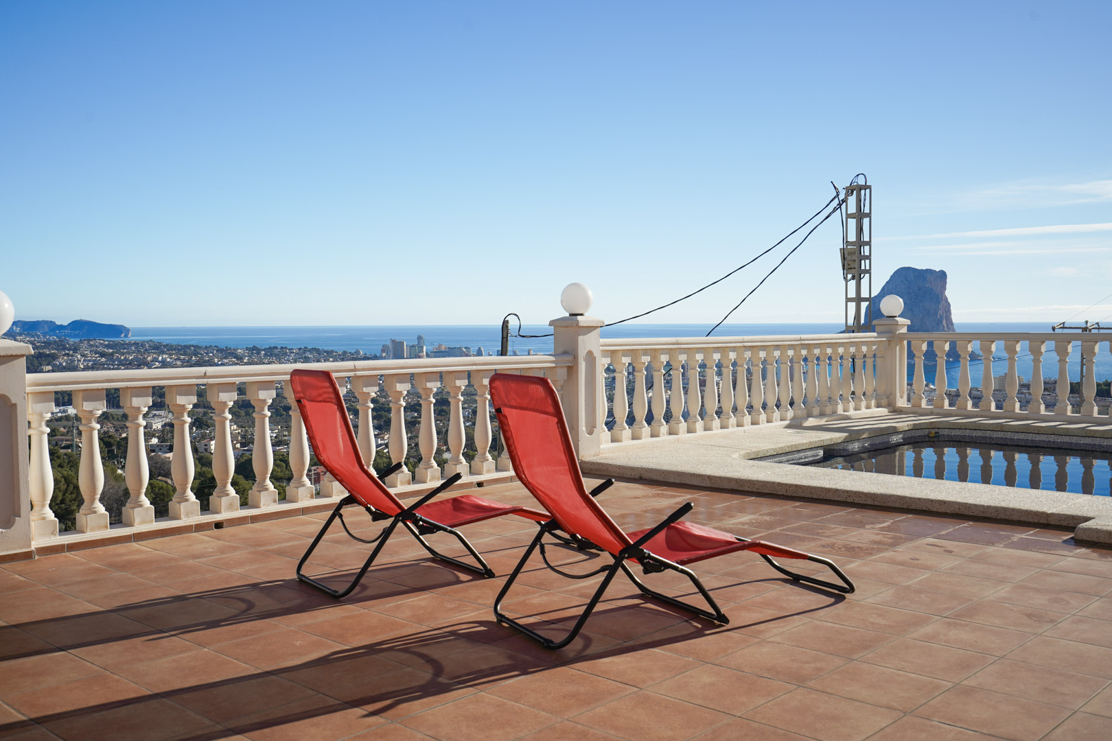 C4XY4596CAL Villa met gastenverblijf en panoramisch zeezicht te koop in Oltamar,  Calpe