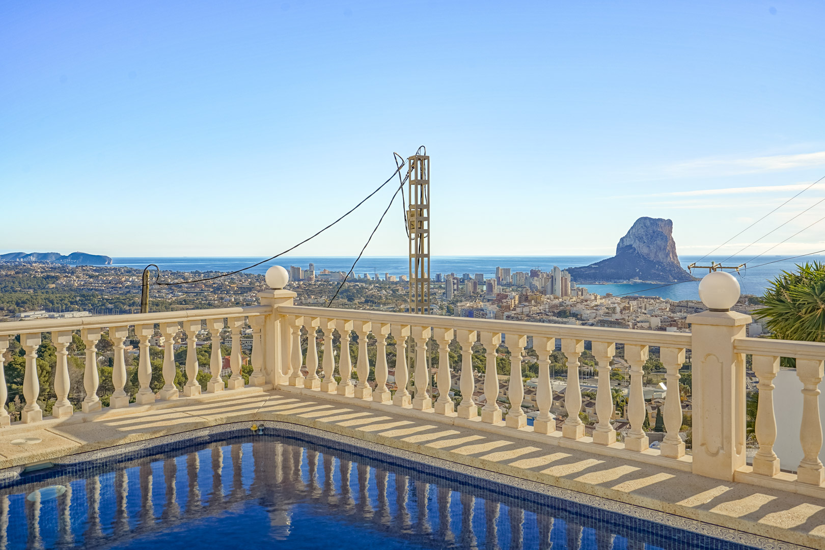 C4XY4596CAL Villa met gastenverblijf en panoramisch zeezicht te koop in Oltamar,  Calpe