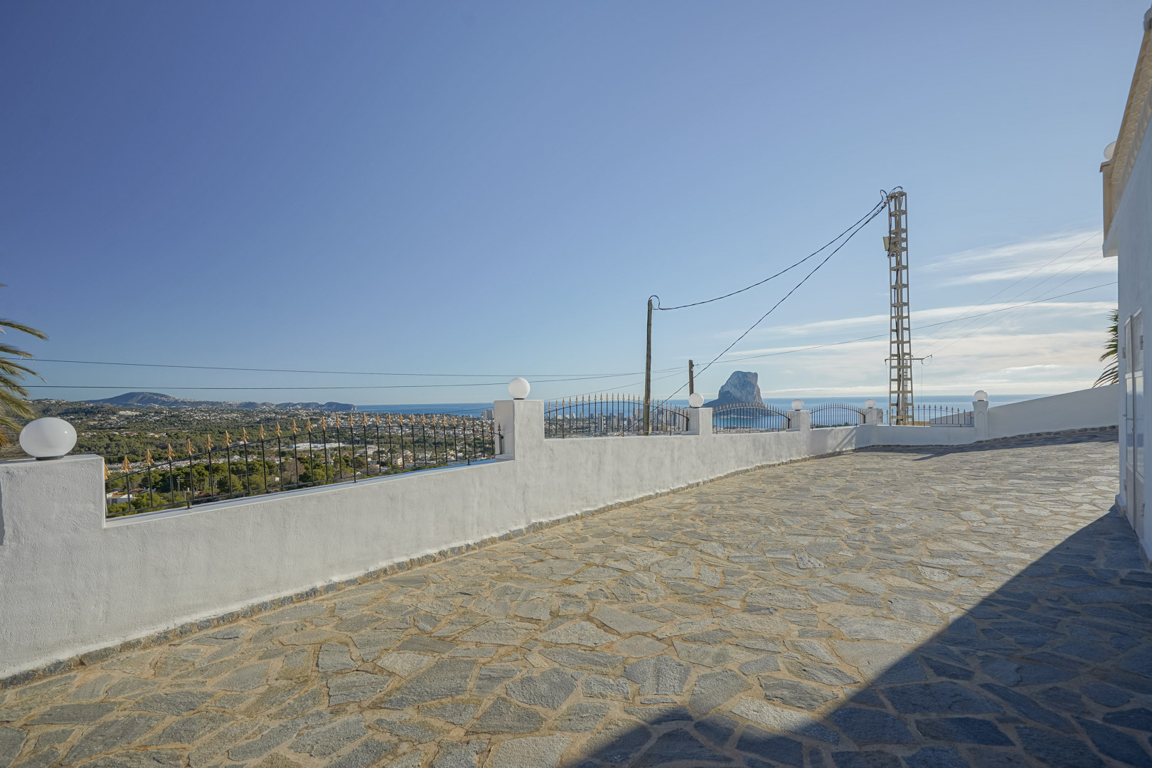 C4XY4596CAL Villa met gastenverblijf en panoramisch zeezicht te koop in Oltamar,  Calpe