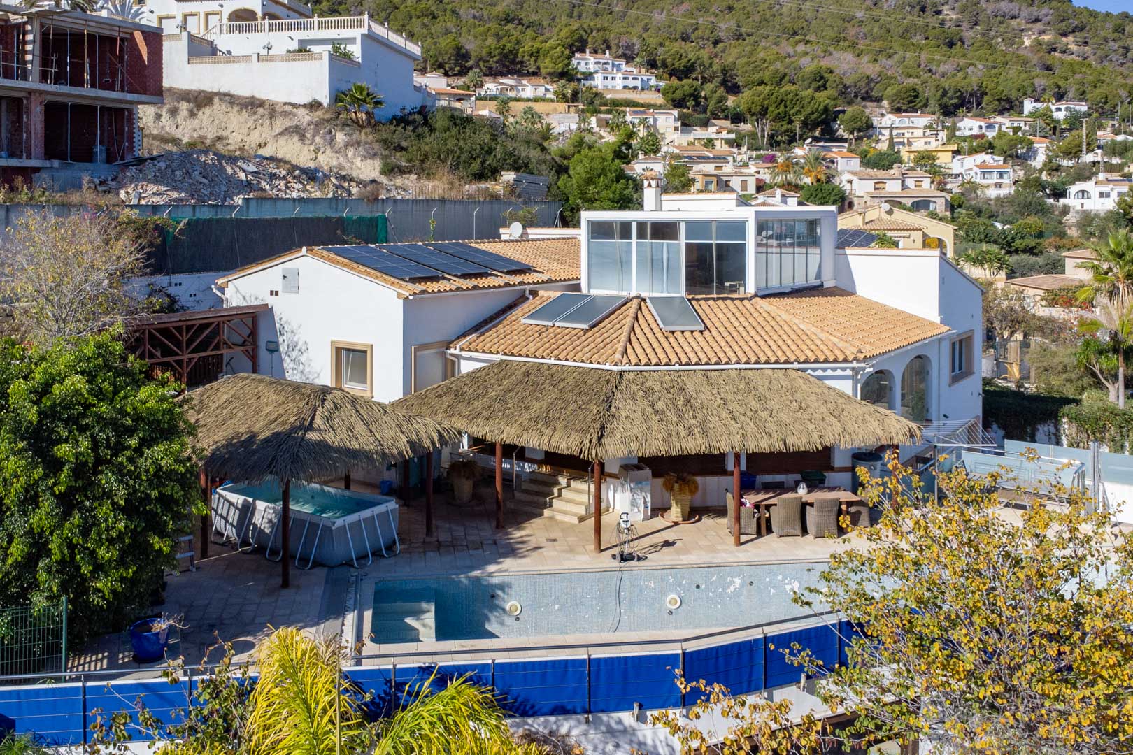 4597CAL_114 4597CAL Ruime villa met panoramisch zeezicht te koop in Calpe