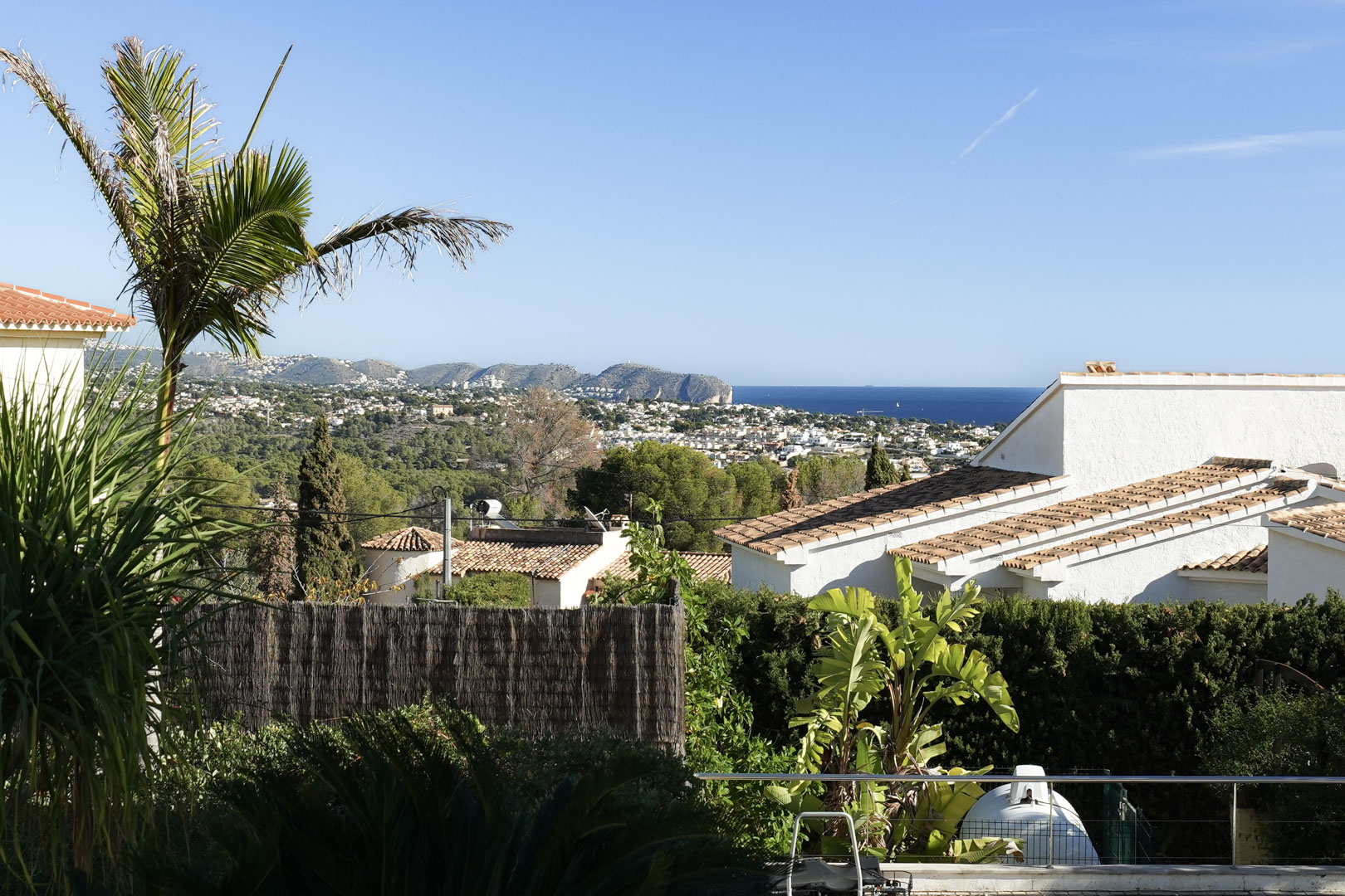 4597CAL_16 4597CAL Ruime villa met panoramisch zeezicht te koop in Calpe