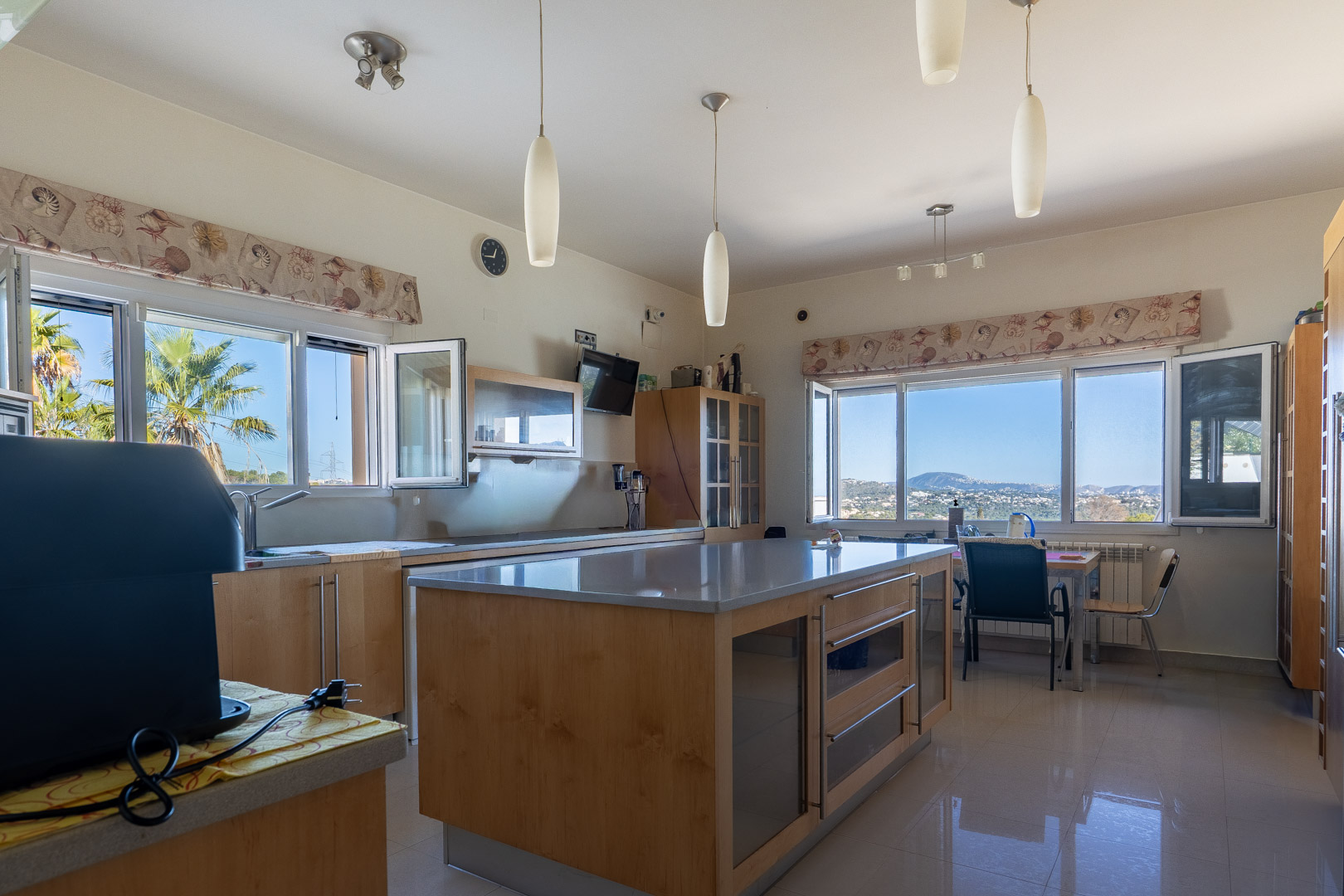 4597CAL_49 4597CAL Ruime villa met panoramisch zeezicht te koop in Calpe