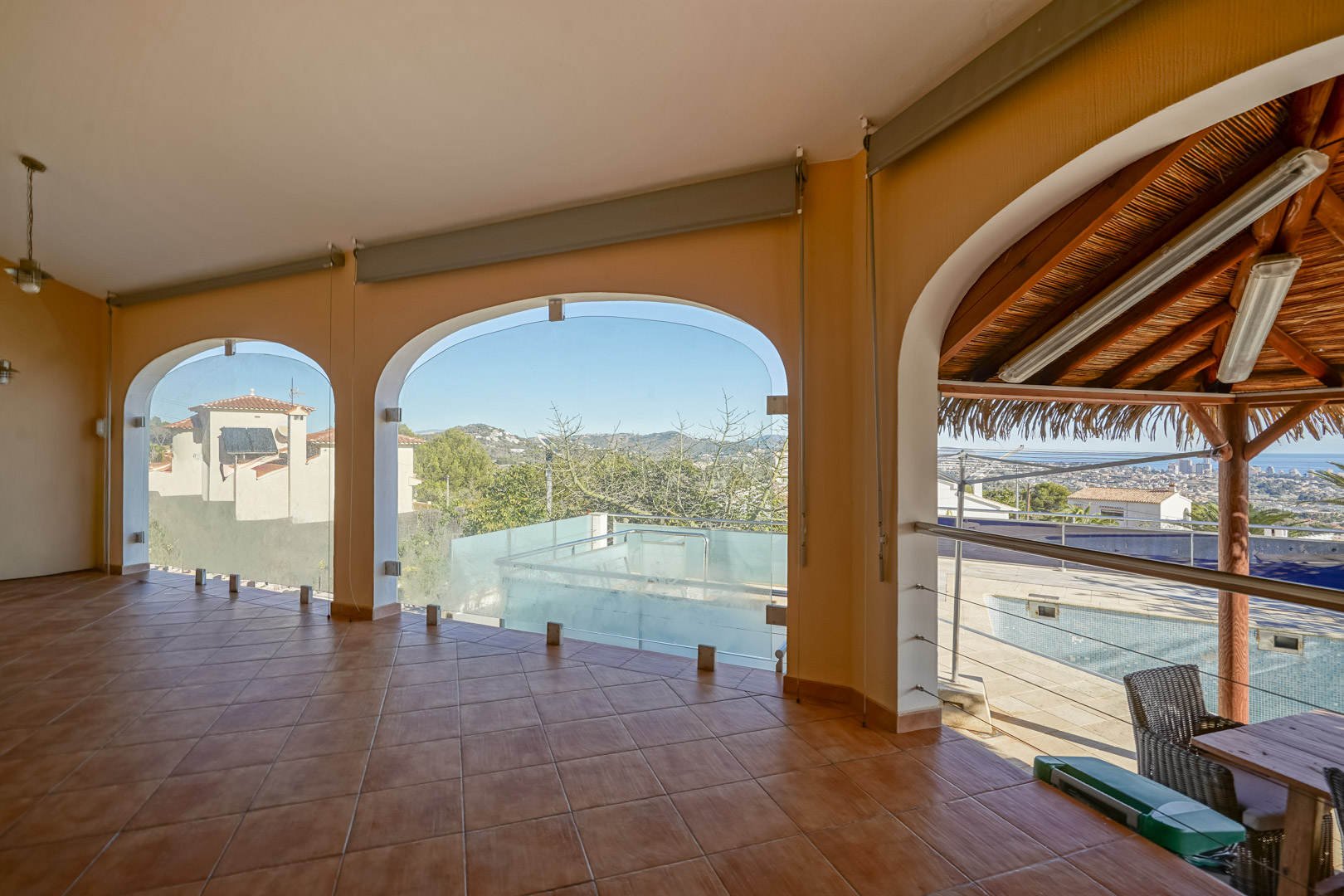 4597CAL_80 4597CAL Ruime villa met panoramisch zeezicht te koop in Calpe