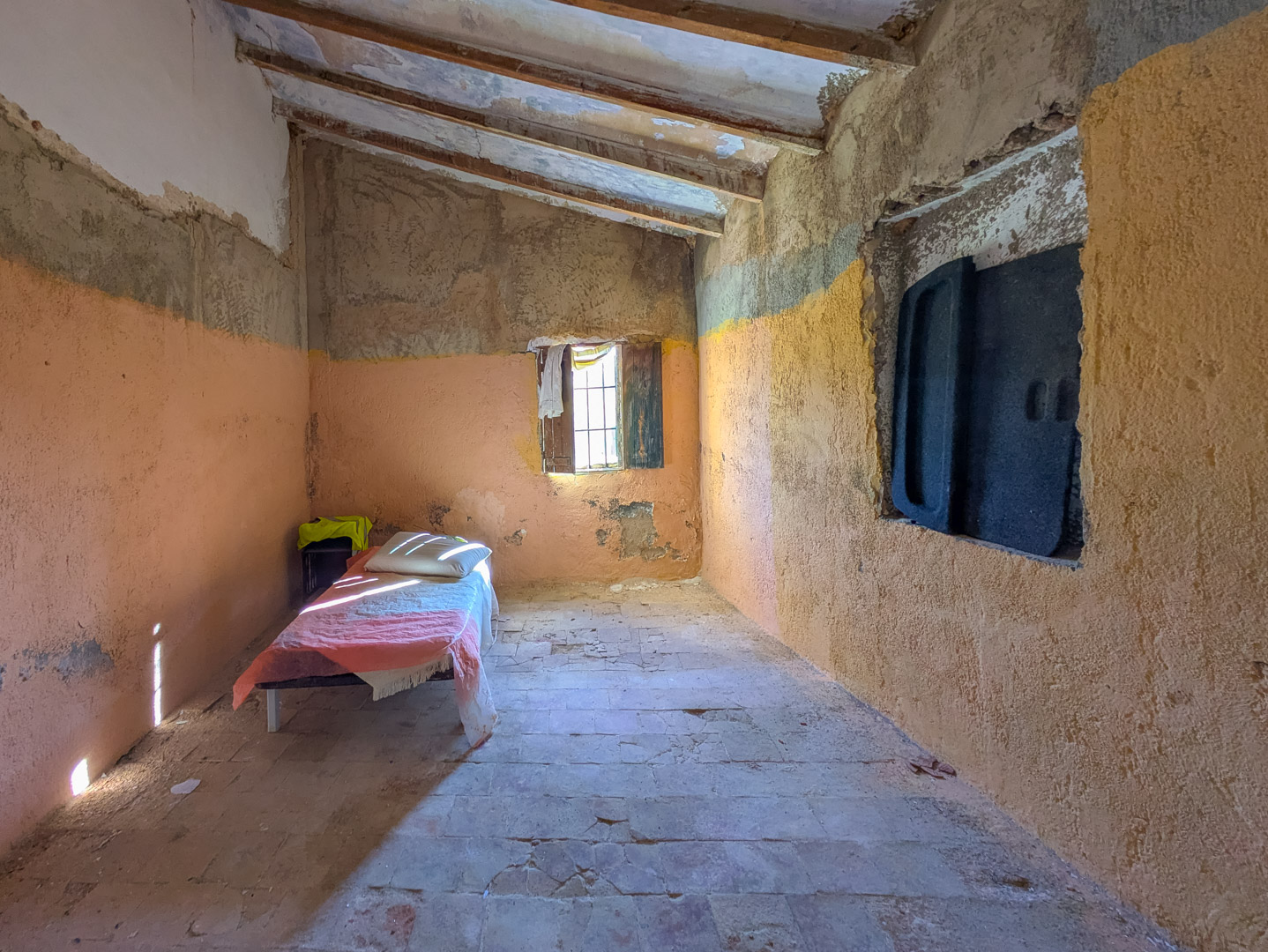 4628JAV Traditionele finca met bijhorende grondstukken te koop in Pinosol-Las Laderas, Jávea