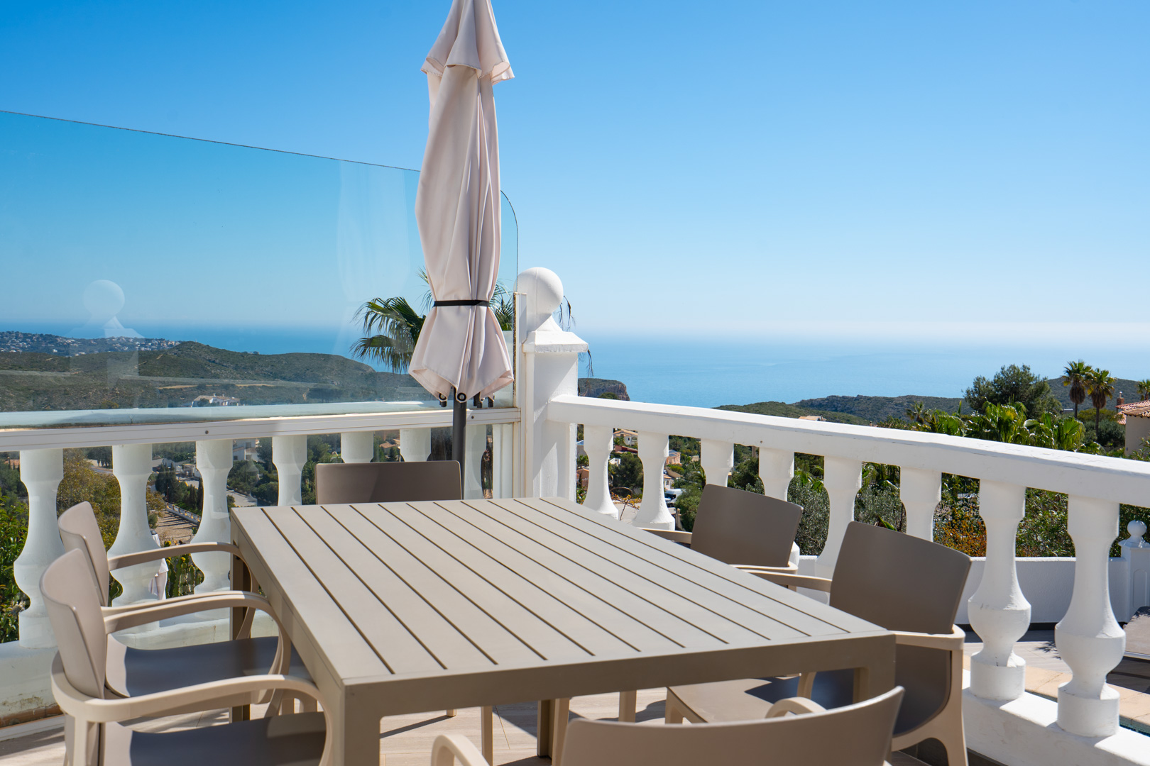 C4XY4635BELL Ruime villa met panoramisch zeezicht te koop in Cumbre del Sol, Benitachell