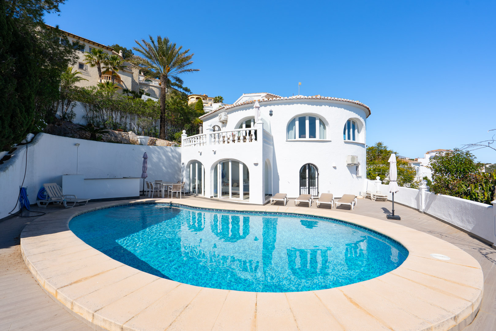 C4XY4635BELL Ruime villa met panoramisch zeezicht te koop in Cumbre del Sol, Benitachell