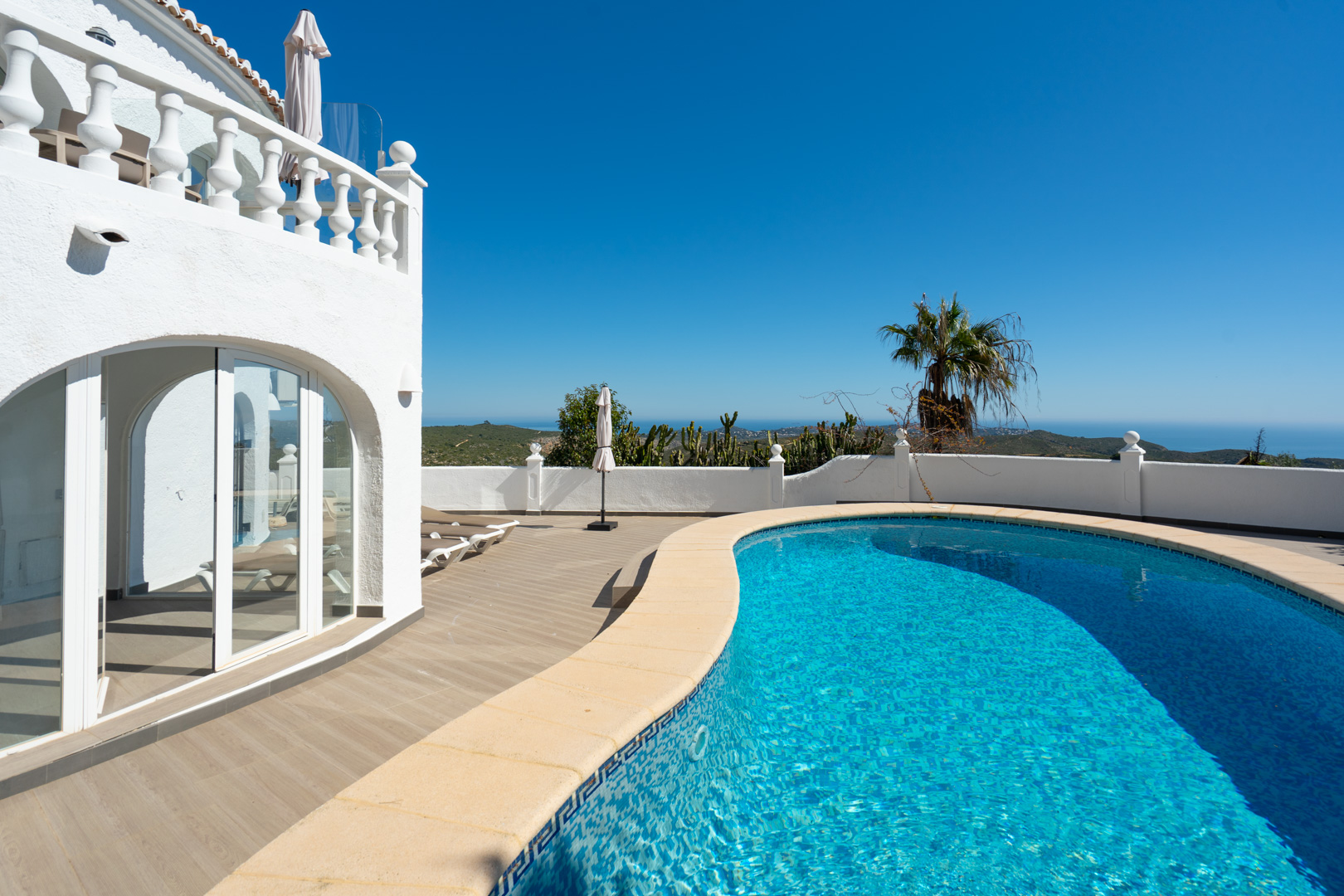 C4XY4635BELL Ruime villa met panoramisch zeezicht te koop in Cumbre del Sol, Benitachell
