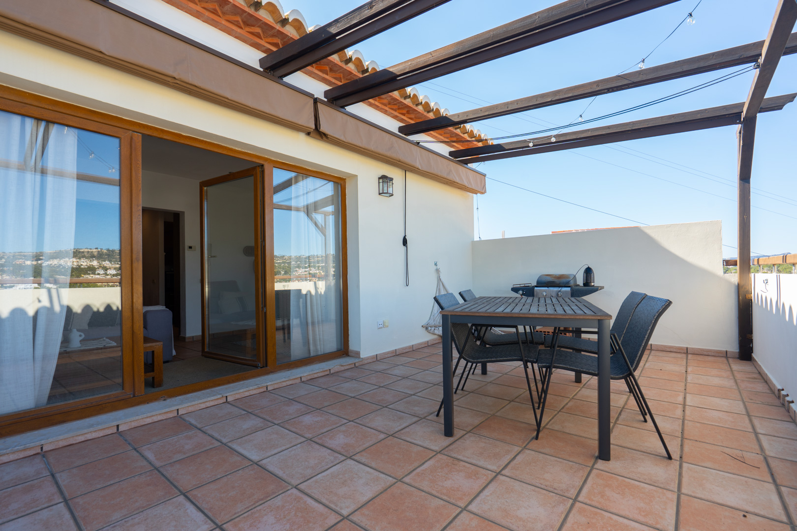 4636BEN_064 C4XY4636BEN Ruim commercieel pand met woning te koop in Moraira-Benissa