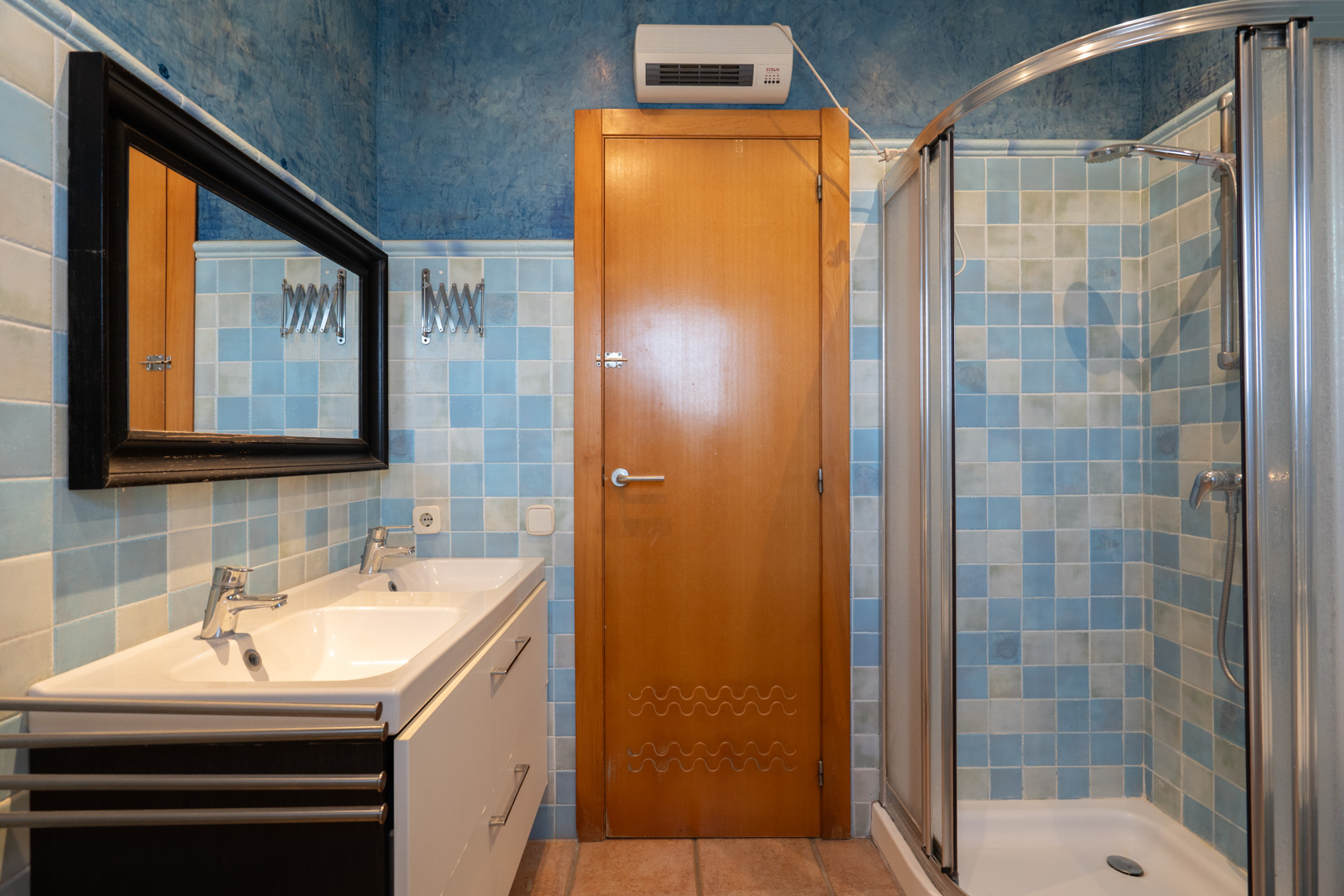 4636BEN_087 C4XY4636BEN Ruim commercieel pand met woning te koop in Moraira-Benissa