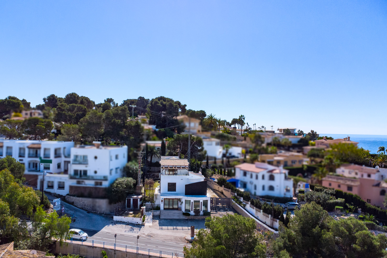 4636BEN_104 C4XY4636BEN Ruim commercieel pand met woning te koop in Moraira-Benissa