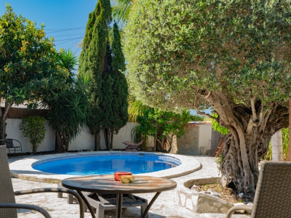 C3XY4641JAV Rustieke villa met separaat appartement te koop in Jávea