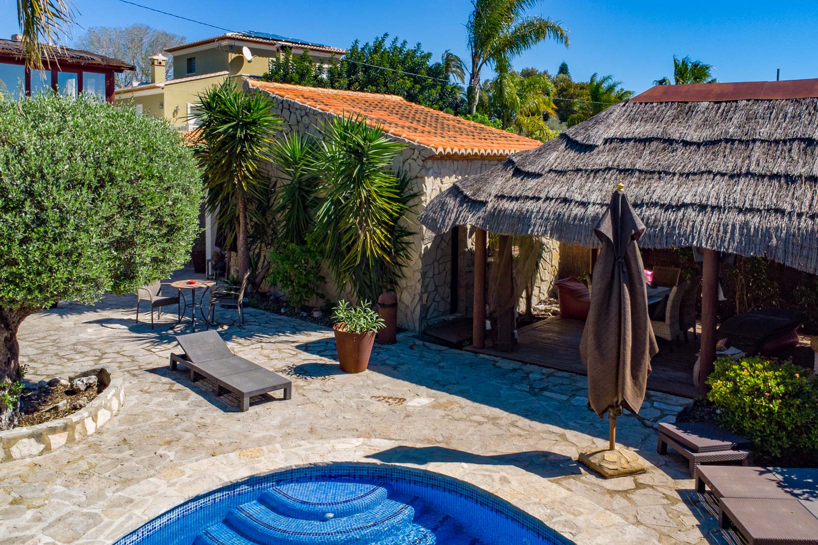 4641JAV_091 C3XY4641JAV Rustieke villa met separaat appartement te koop in Jávea