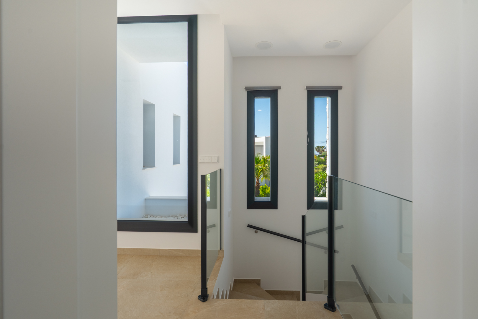 4644BEN Nieuwbouw villa met zeezicht op vlak grondstuk van 1715 m2 te koop in La Fustera, Benissa