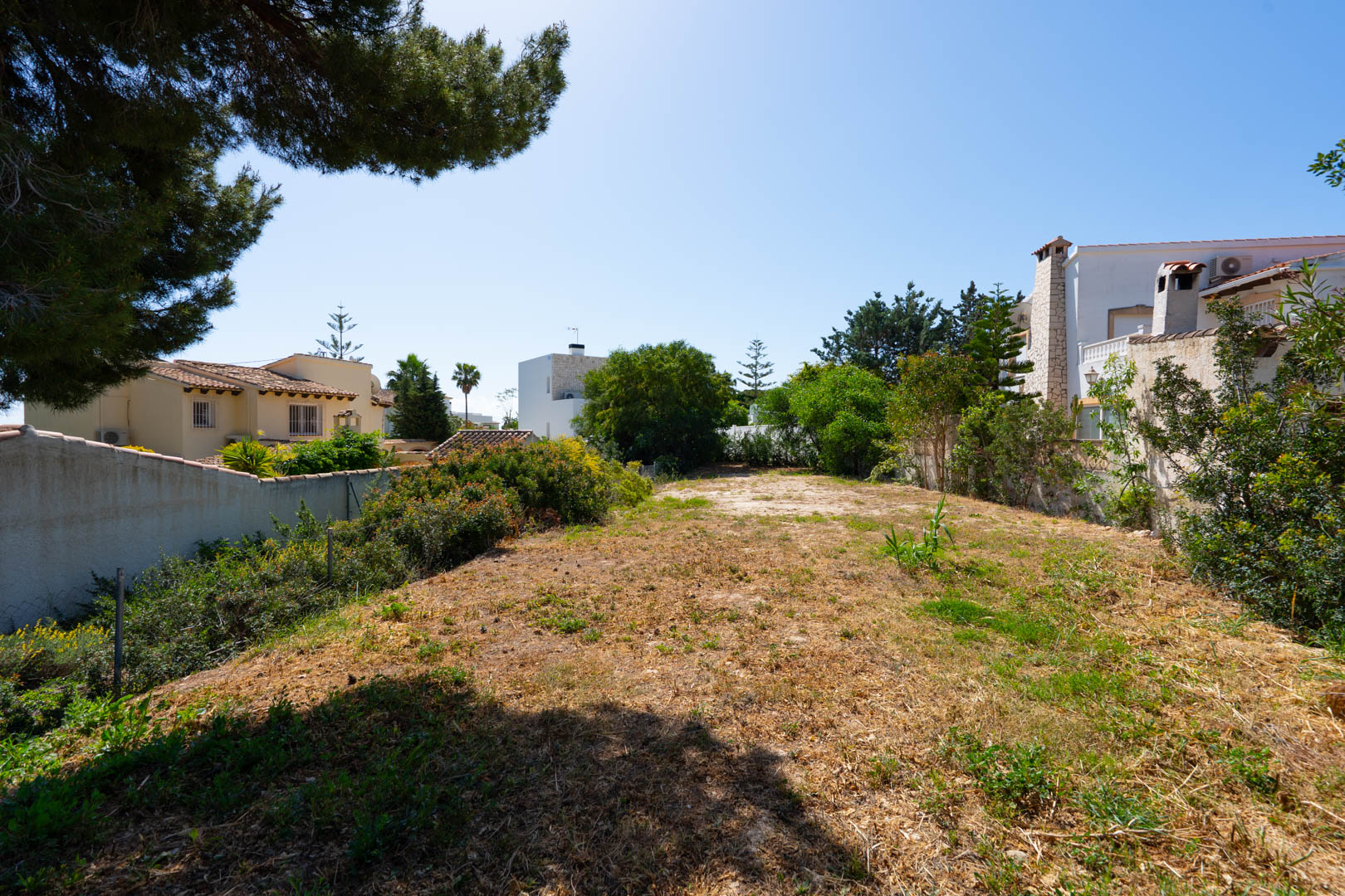 4644BEN Nieuwbouw villa met zeezicht op vlak grondstuk van 1715 m2 te koop in La Fustera, Benissa