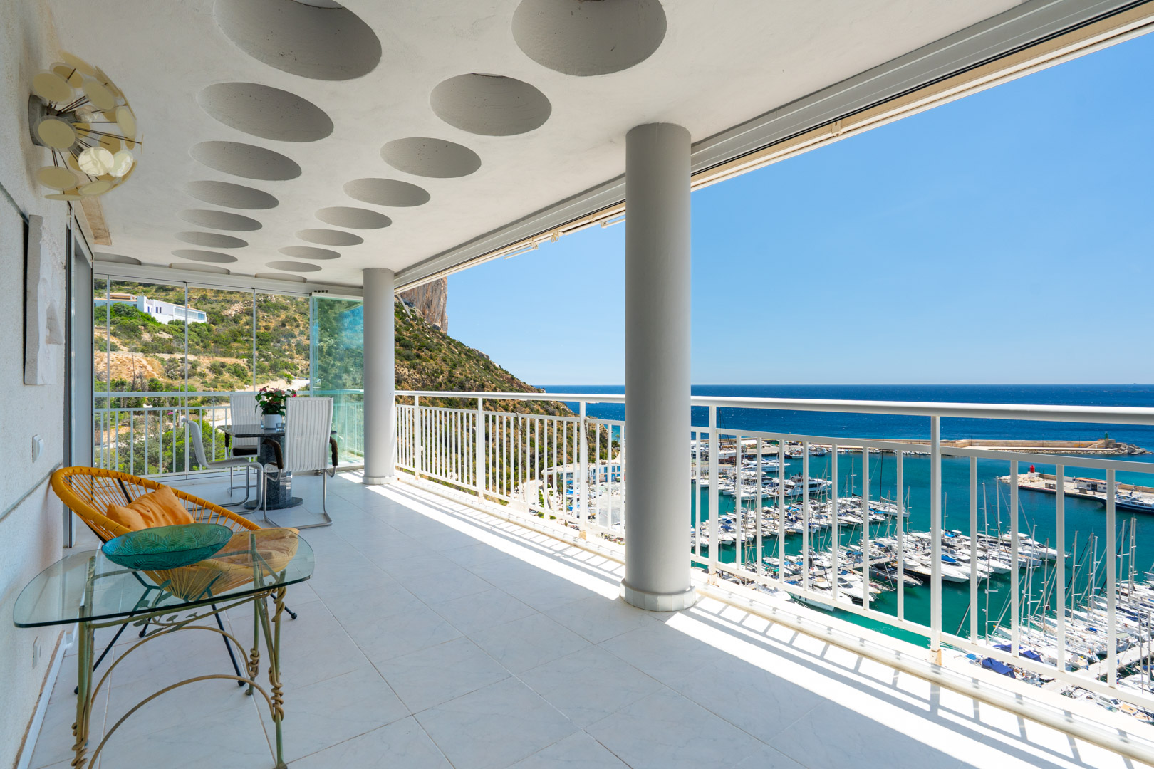 C4XY4655CAL Eerstelijns penthouse met panoramisch zeezicht te koop in de haven van Calpe