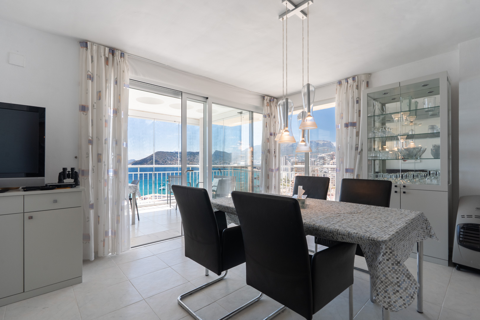 C4XY4656CAL Eerstelijns penthouse met zeezicht te koop op 200 m van het strand in Calpe