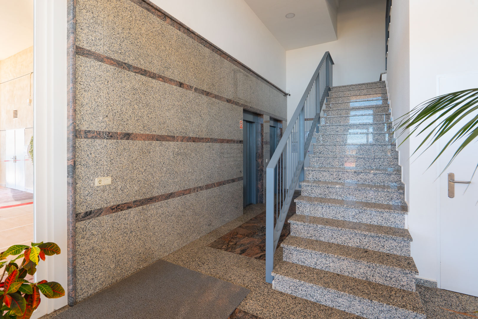 C4XY4656CAL Eerstelijns penthouse met zeezicht te koop op 200 m van het strand in Calpe