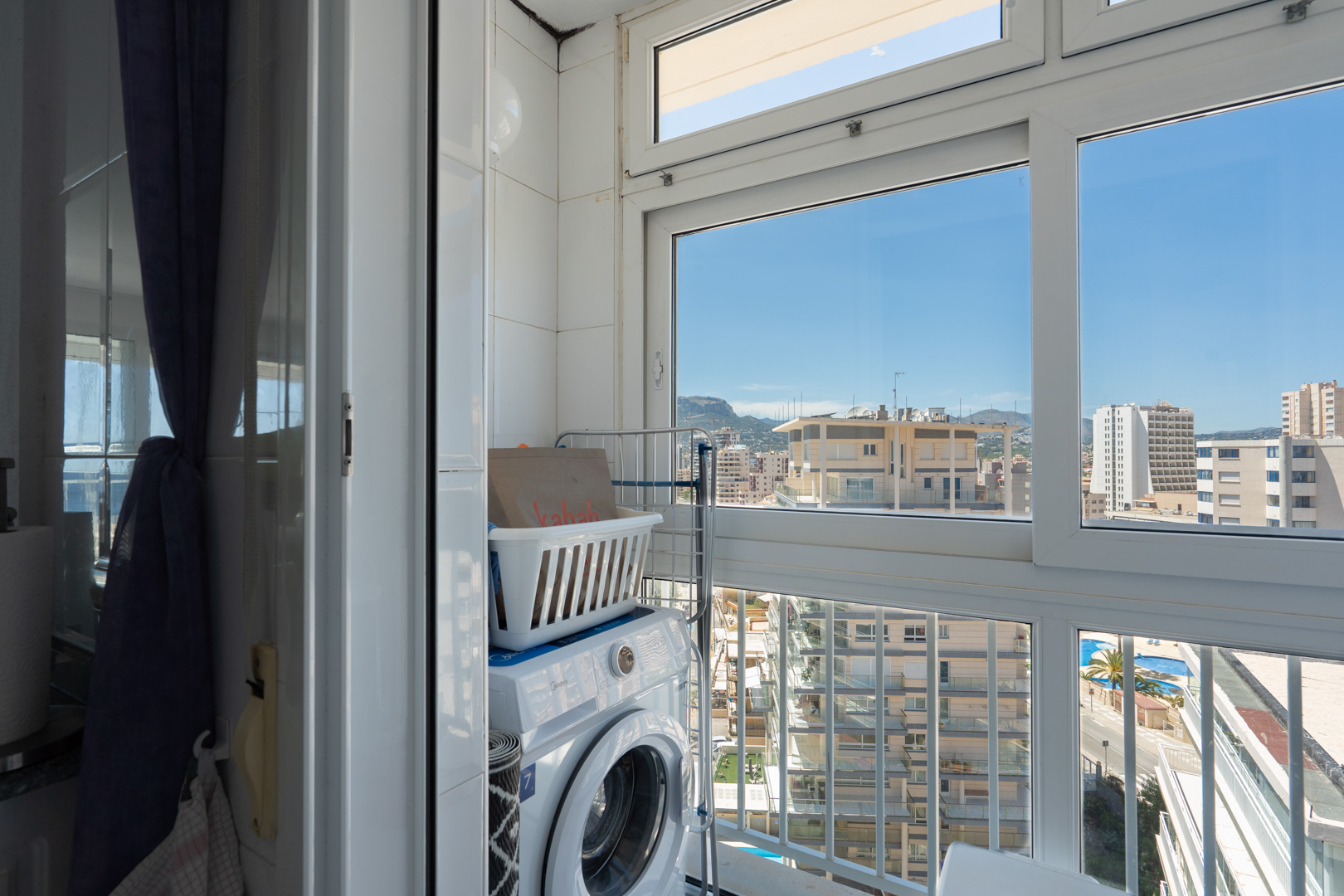 C4XY45657CAL Twee aangrenzende eerstelijns penthouses met panoramisch zeezicht en mogelijkheid tot unificatie te koop in Calpe