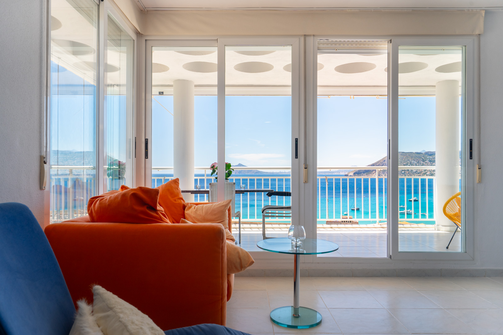 C4XY45657CAL Twee aangrenzende eerstelijns penthouses met panoramisch zeezicht en mogelijkheid tot unificatie te koop in Calpe