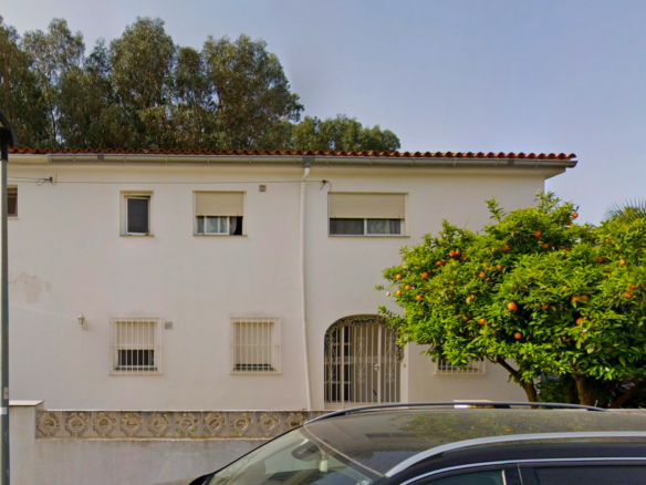 4664ALB Geschakelde woning te koop op 200 m van het strand in Albir