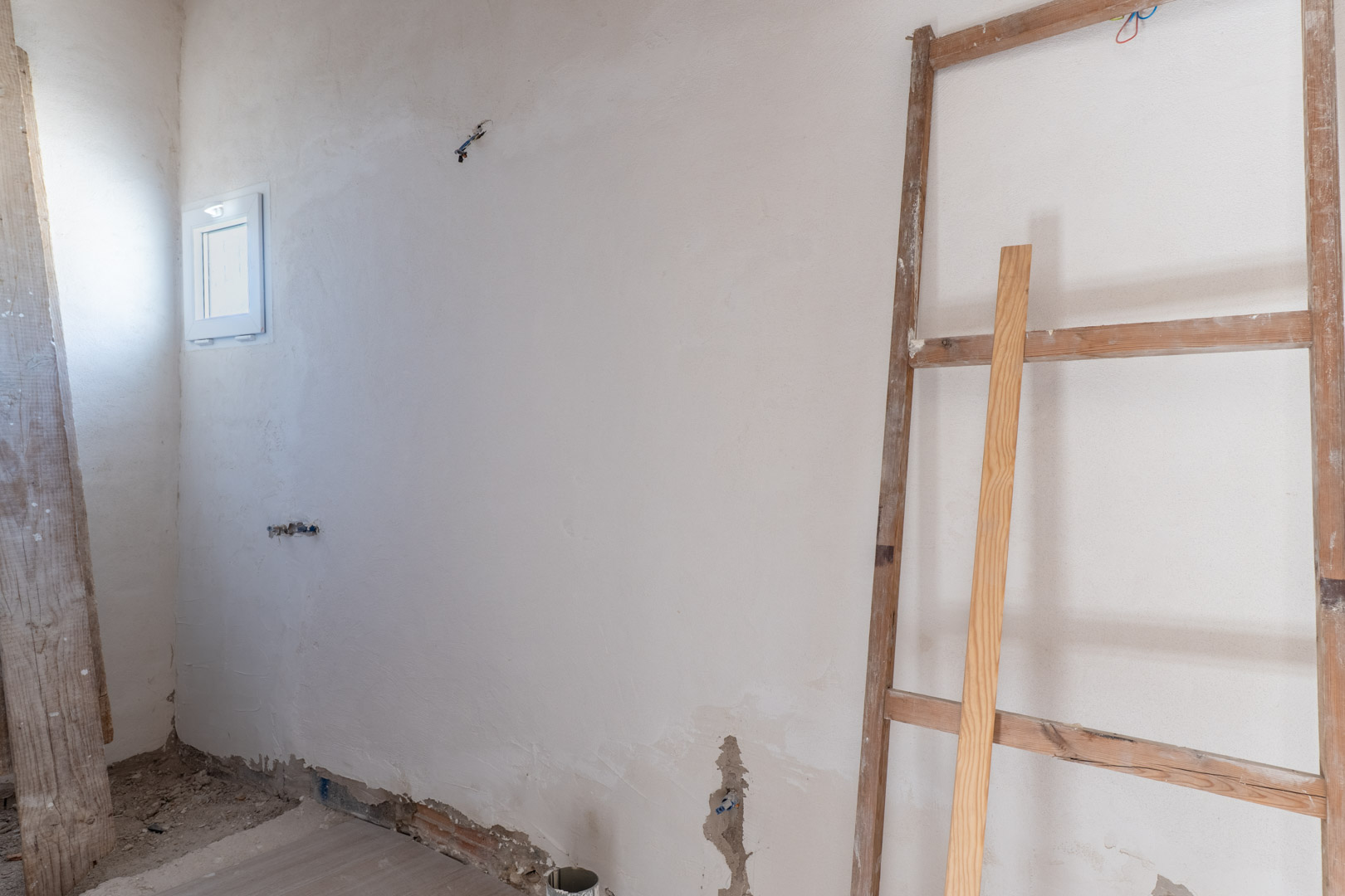 8320GAT Villa, momenteel in renovatie en in mediterrane stijl, te koop in Gata de Gorgos.