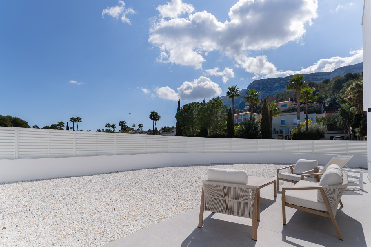 8327DEN Moderne villa te koop in Denia.