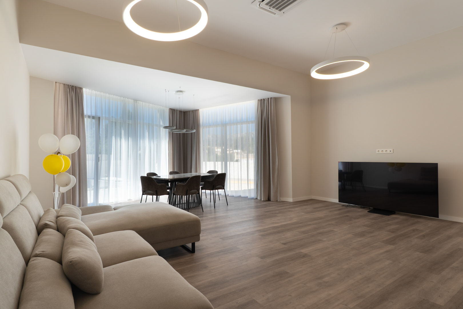 8329CAL Moderne villa, nog af te werken, te koop in Calpe.