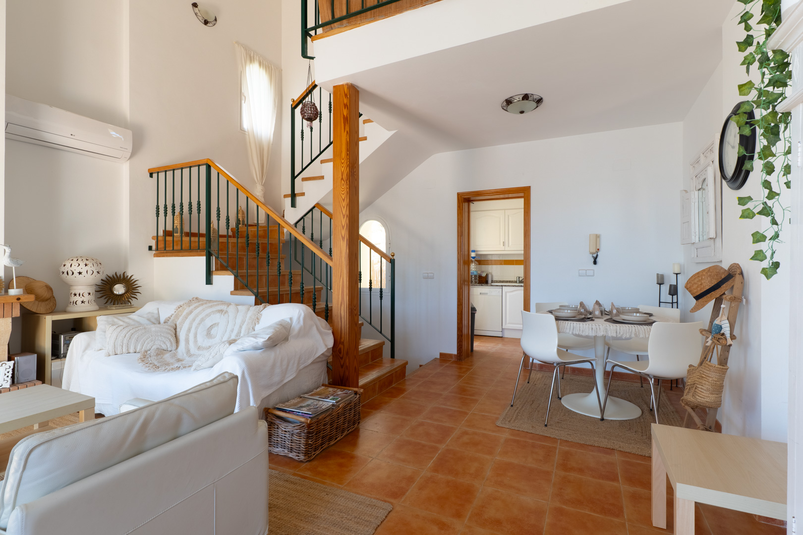 8335ALT_024 C4XY8335ALT Geschakelde woning met zeezicht te koop in Altea Hills