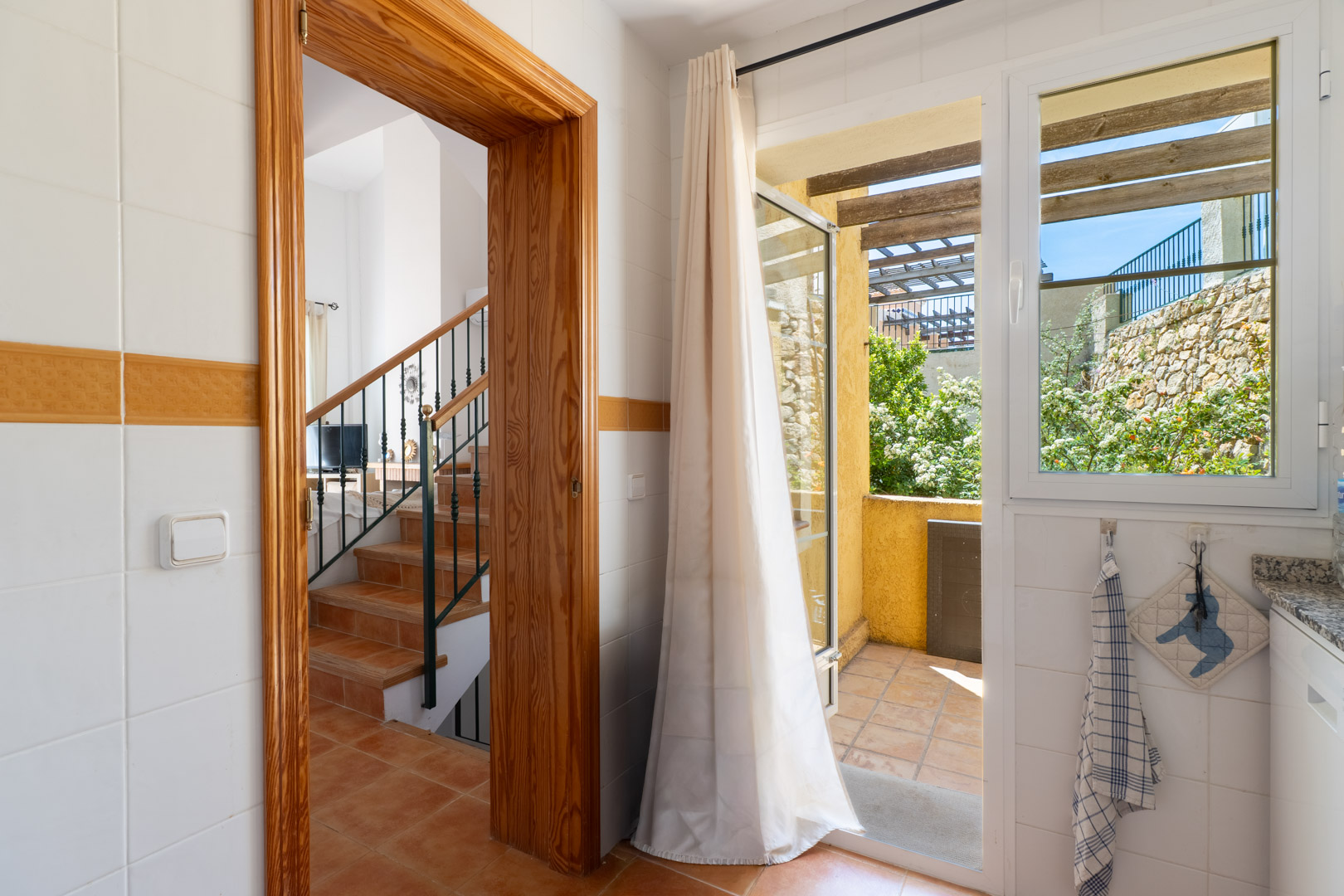 8335ALT_034 C4XY8335ALT Geschakelde woning met zeezicht te koop in Altea Hills