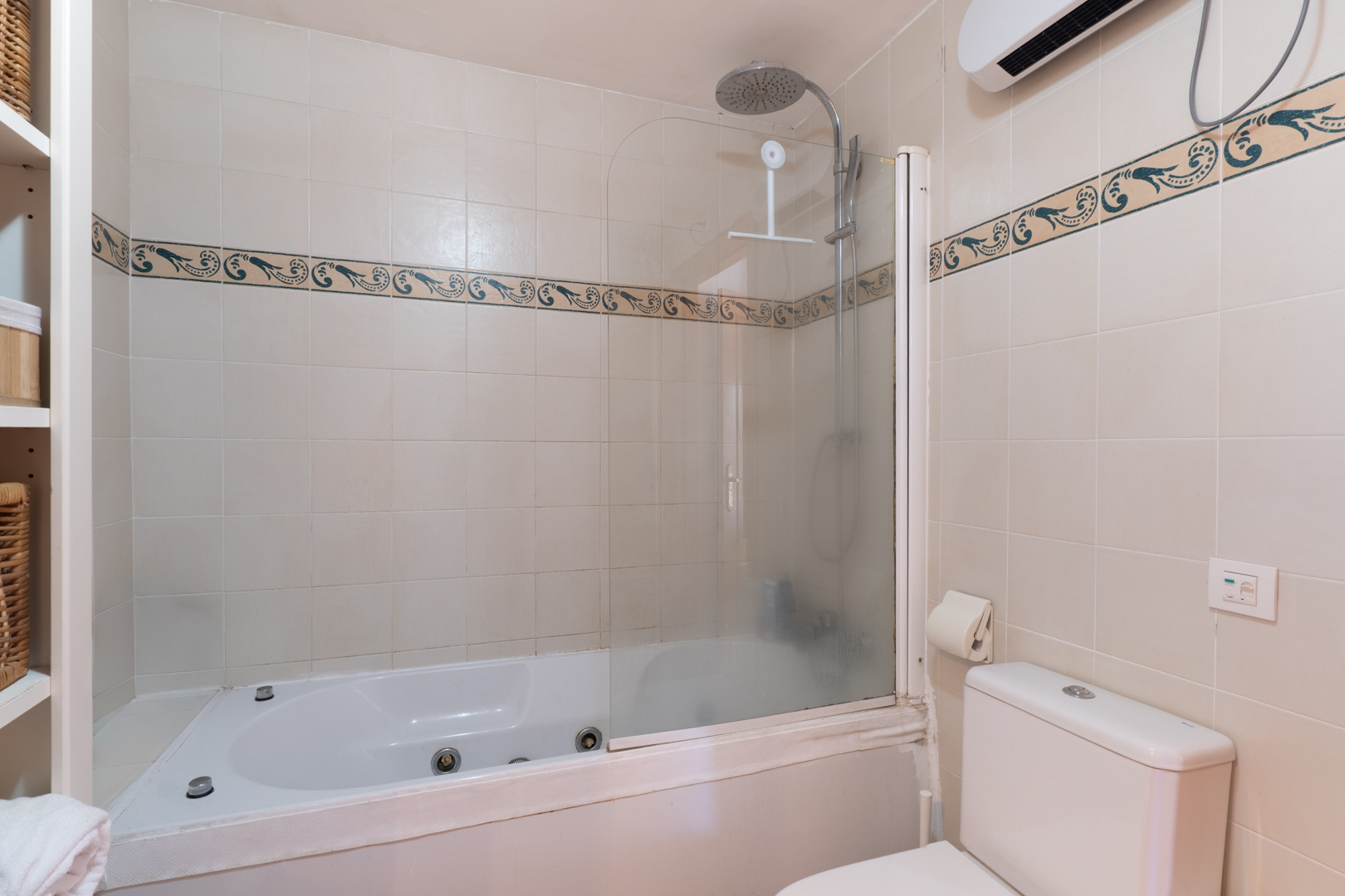 8335ALT_044 C4XY8335ALT Geschakelde woning met zeezicht te koop in Altea Hills