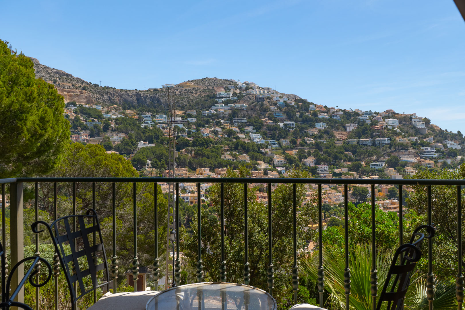 8335ALT_046 C4XY8335ALT Geschakelde woning met zeezicht te koop in Altea Hills