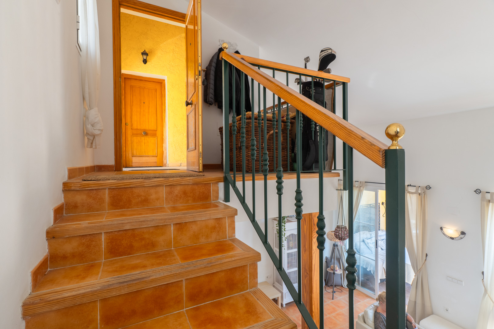 8335ALT_060 C4XY8335ALT Geschakelde woning met zeezicht te koop in Altea Hills