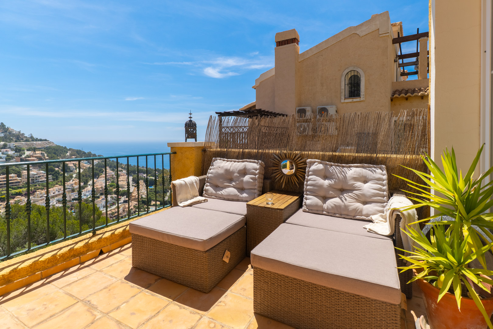 8335ALT_08 C4XY8335ALT Geschakelde woning met zeezicht te koop in Altea Hills
