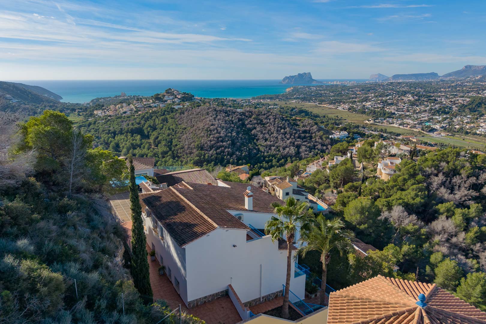 default 9001MOR Villa met zwembad en zeezicht te koop in Moraira.