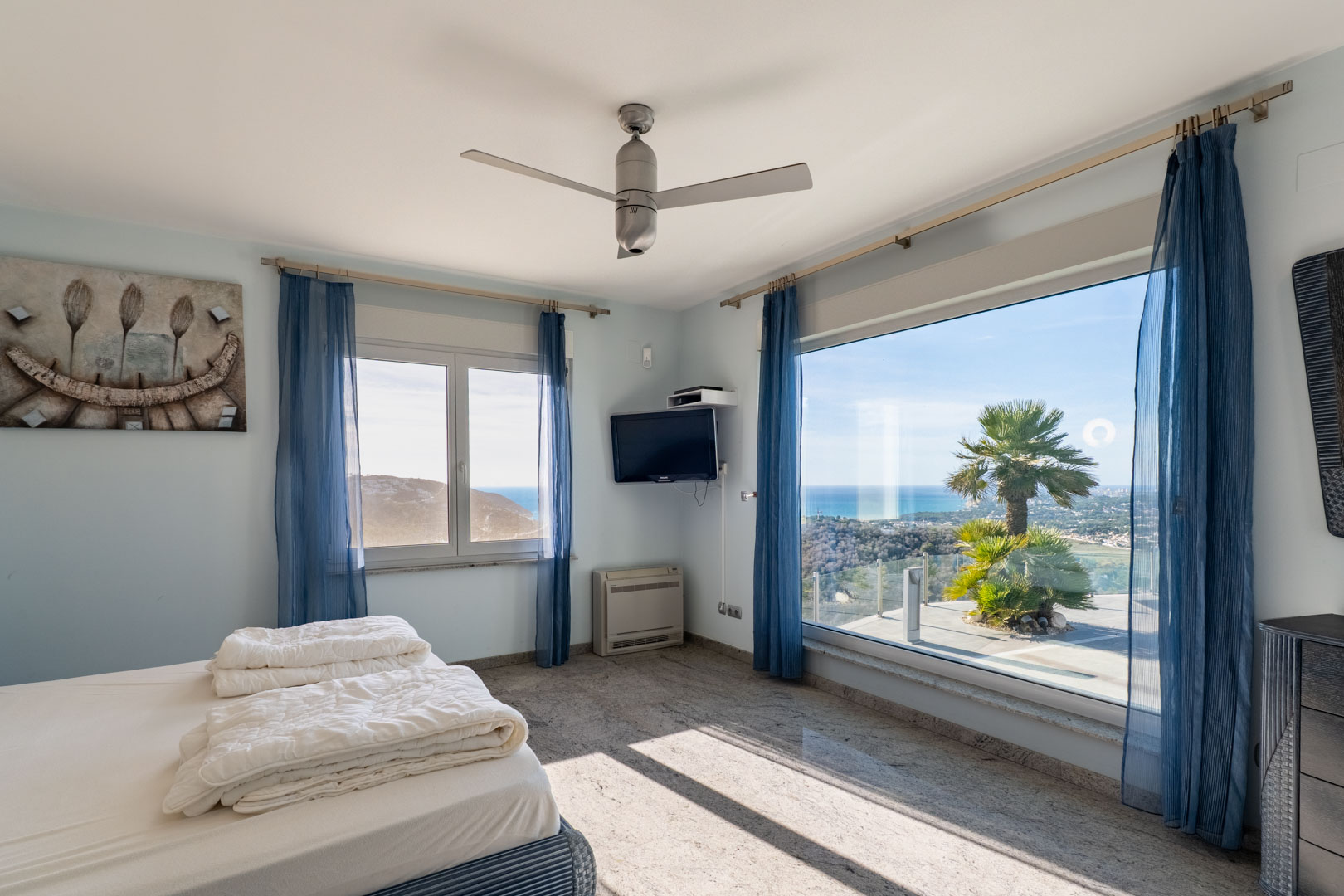 9005MOR-14 9005MOR Moderne villa met spectaculair zeezicht te koop in Moraira.