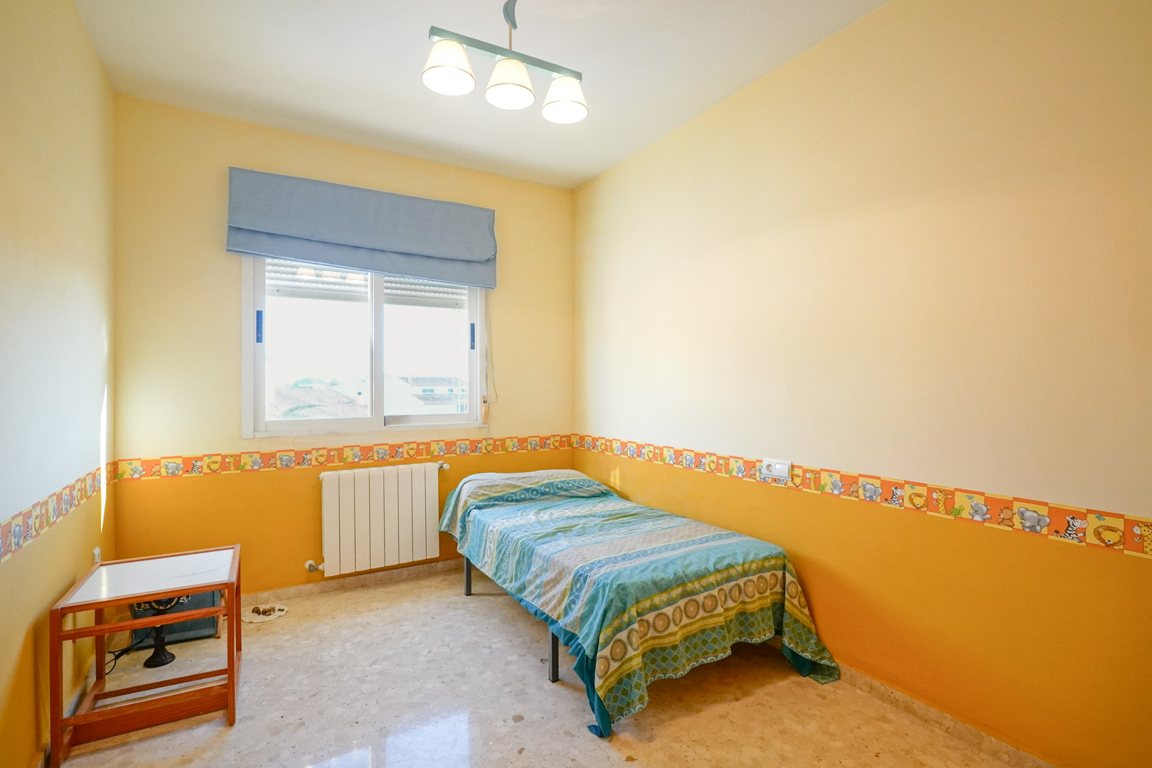 9008XAR Drie verdiepingen tellende halfvrijstaande woning te koop in La Xara.