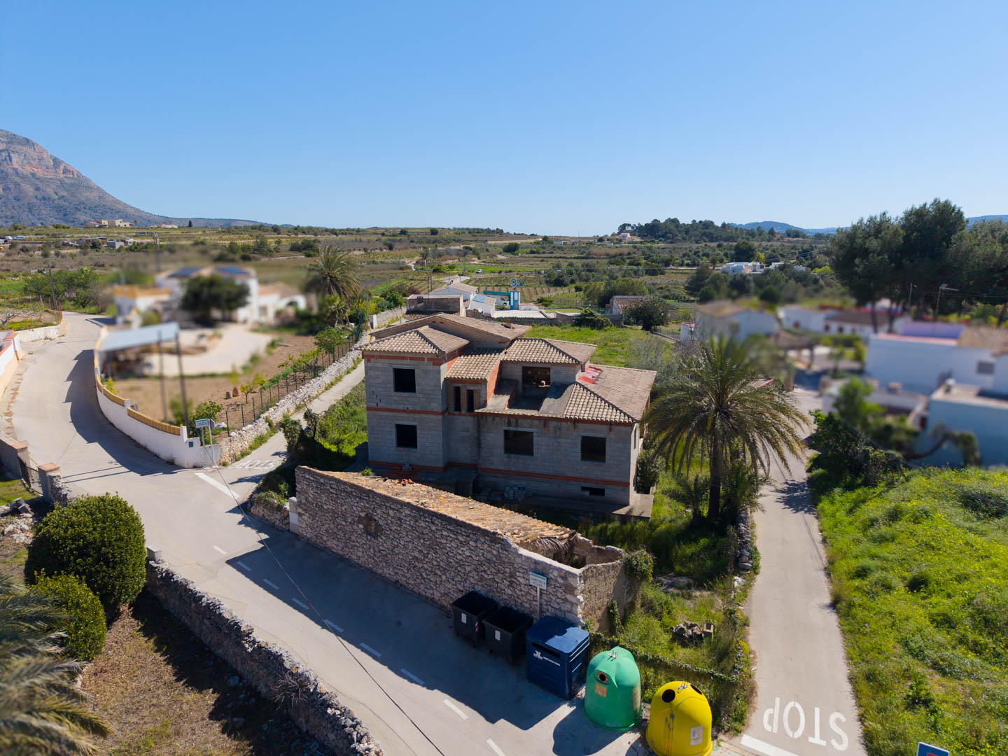 default 9009GAT Traditionele woning in mediterrane stijl, nog af te werken, te koop in Gata de Gorgos.
