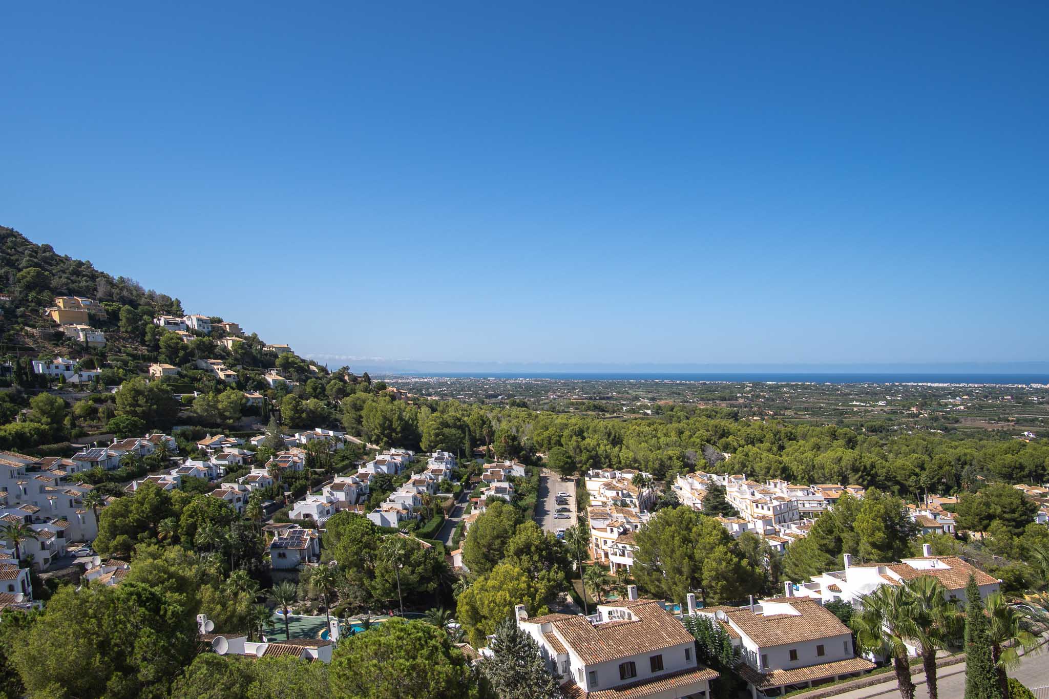 9010PED Appartement met panoramisch uitzicht op zee te koop in La Sella, Pedreguer.