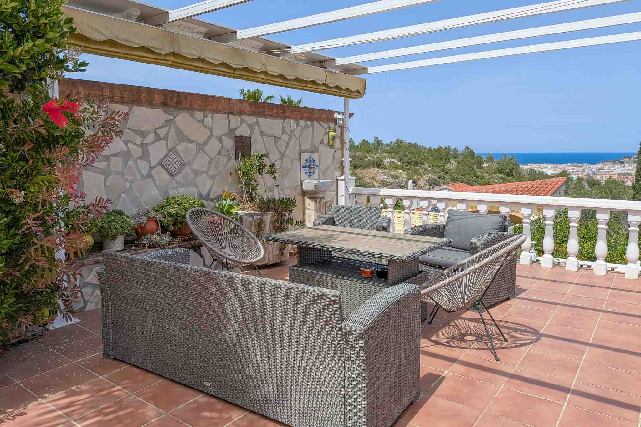 C4XY8333DEN-26 C4XY8333DEN Villa met zwembad en panoramisch uitzicht op zee te koop in Denia.