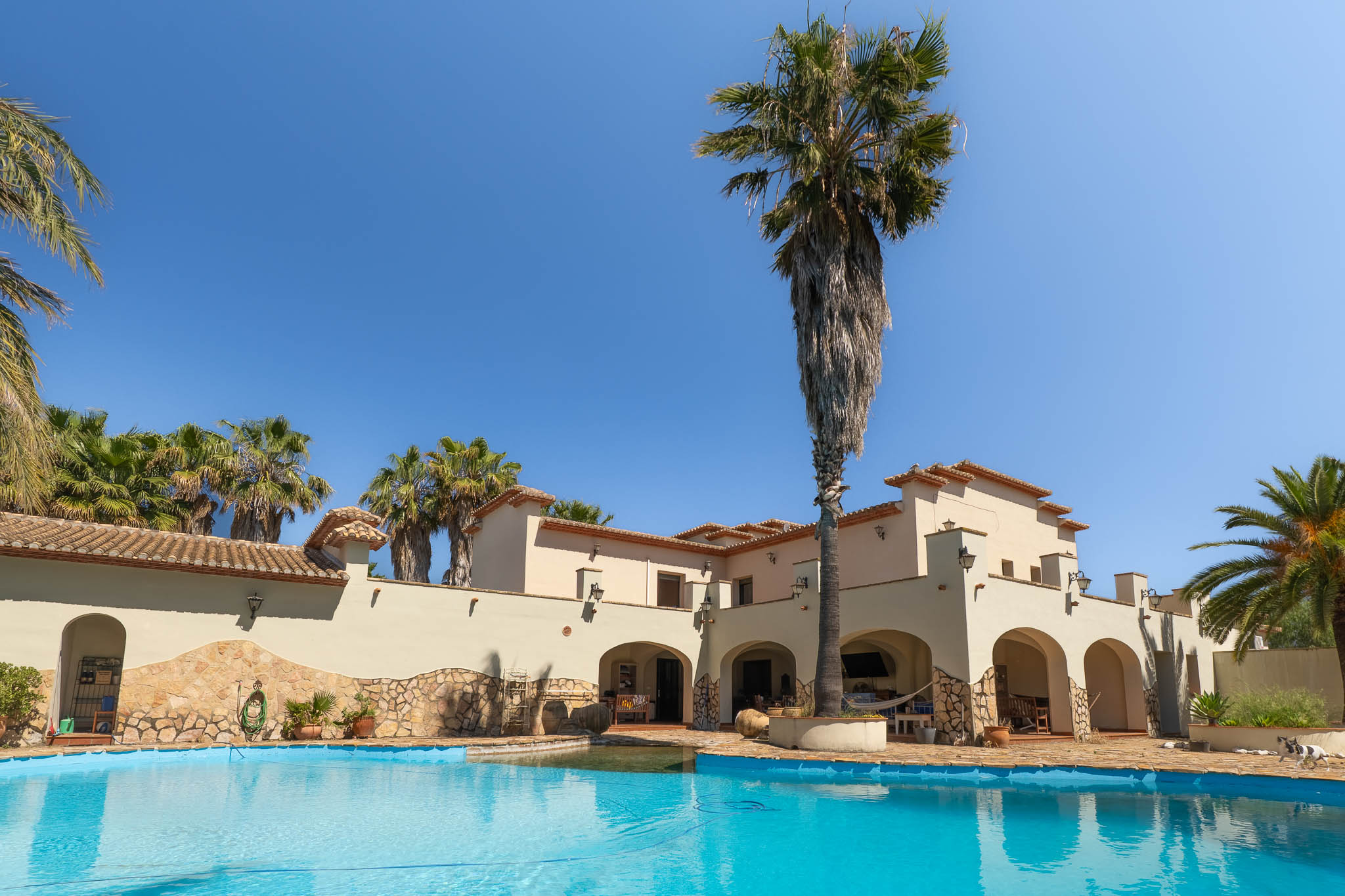 C4XY8336OND Villa te koop in Ondara.